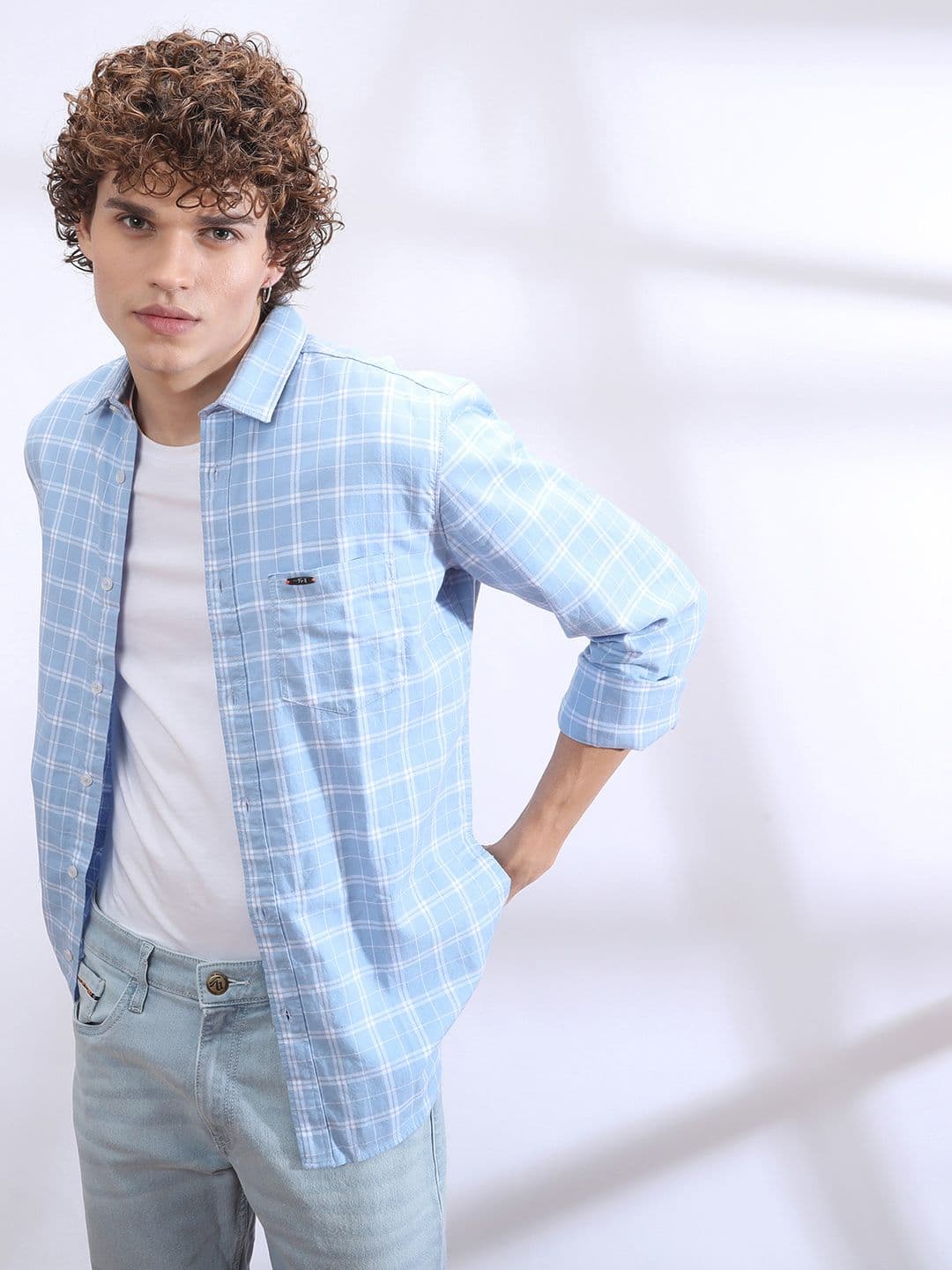 The Indian Garage Co Men Blue & White Slim Fit Checked Casual Shirt - view 1