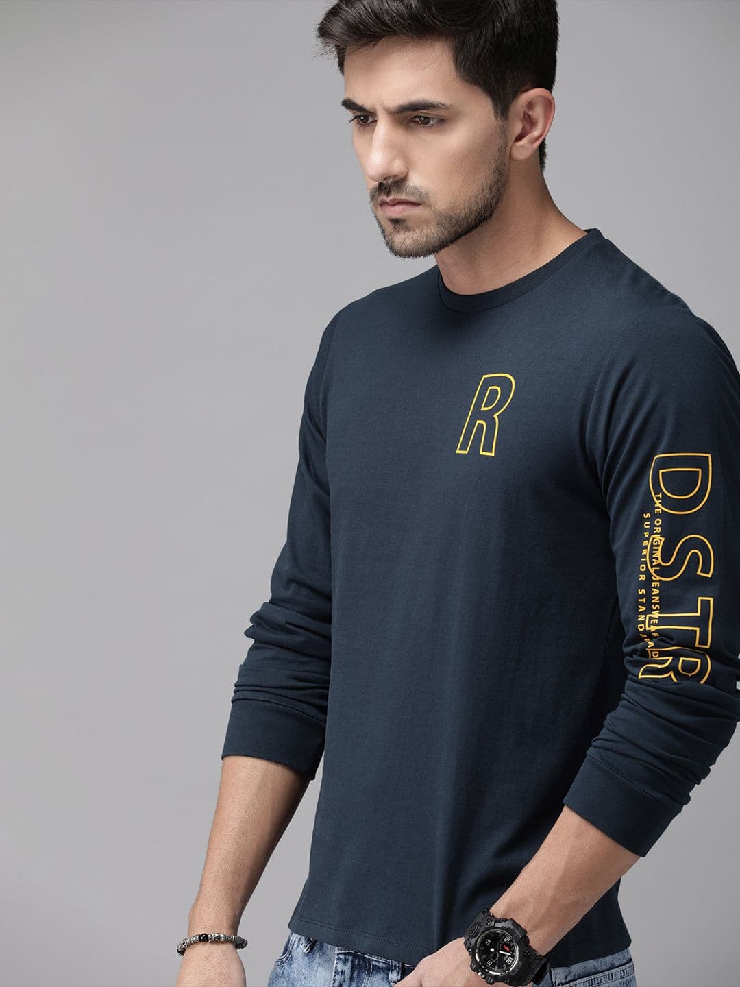 Roadster Men Navy Blue Solid Round Neck Cotton T-shirt with Printed Detail - view 1