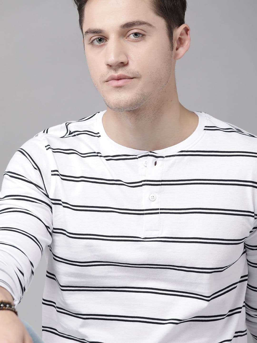 Roadster Men White & Navy Blue Pure Cotton Striped Henley Neck T-shirt - view 1