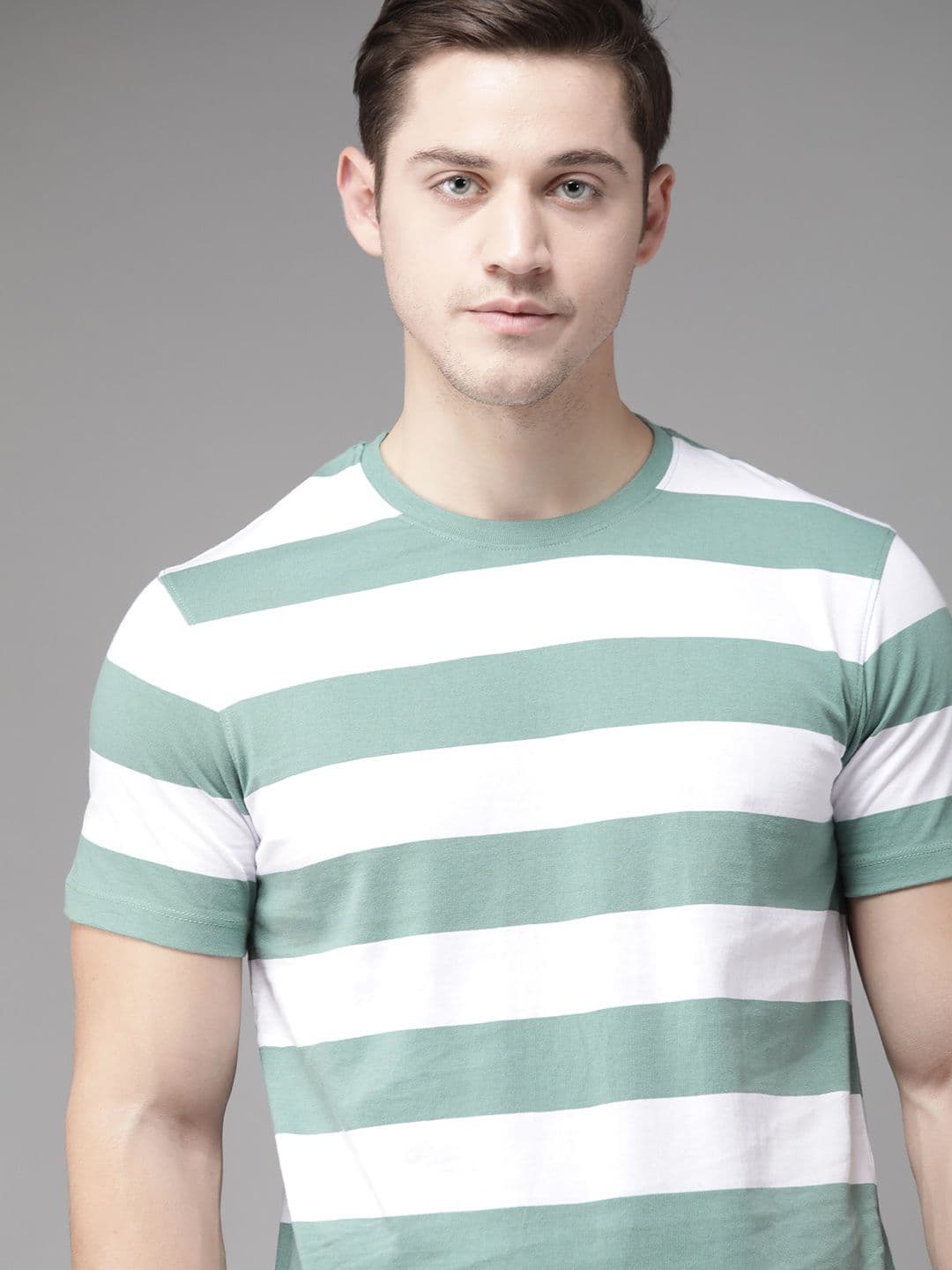 Roadster Men White & Green Cotton Striped Round Neck T-shirt - view 1