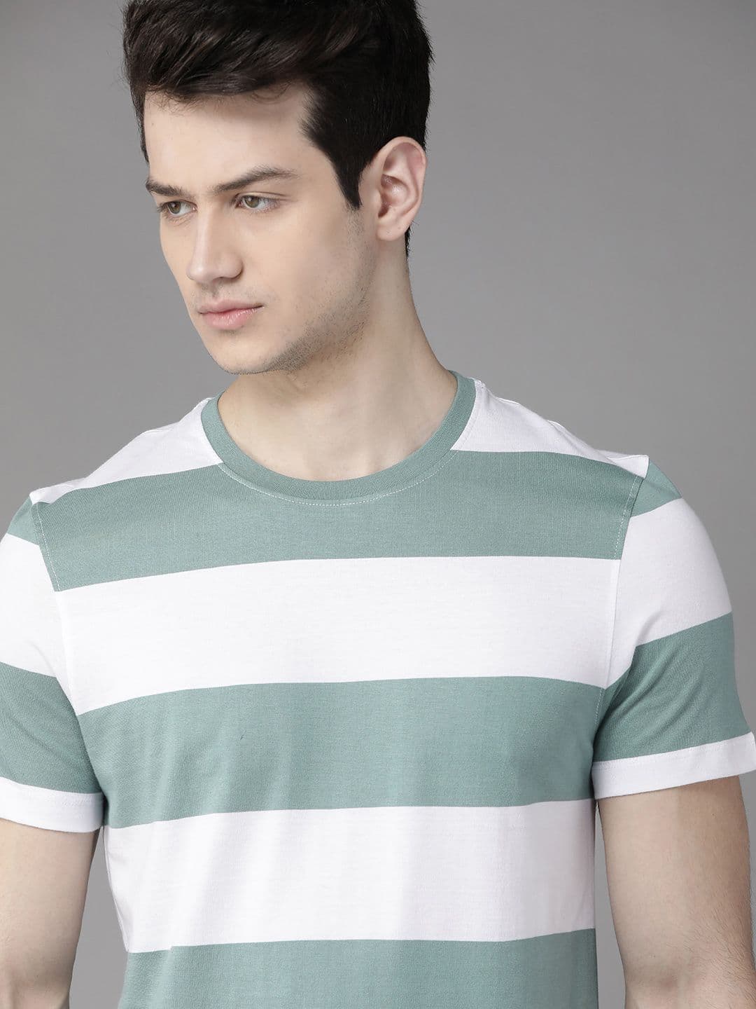 Roadster Men Green White Striped Round Neck Pure Cotton T-shirt - view 1