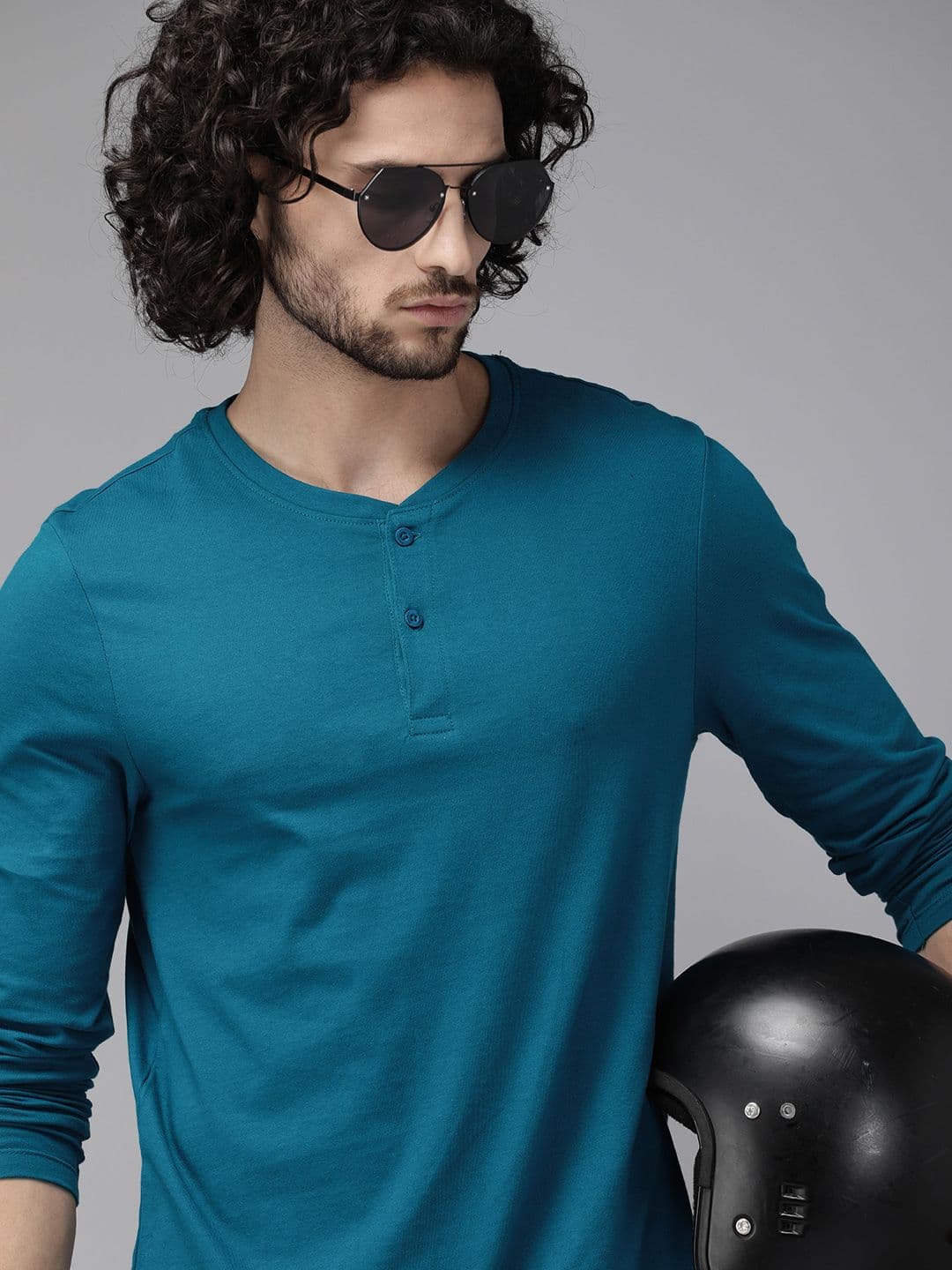 Roadster Men Teal Solid Henley Neck T-shirt - view 1