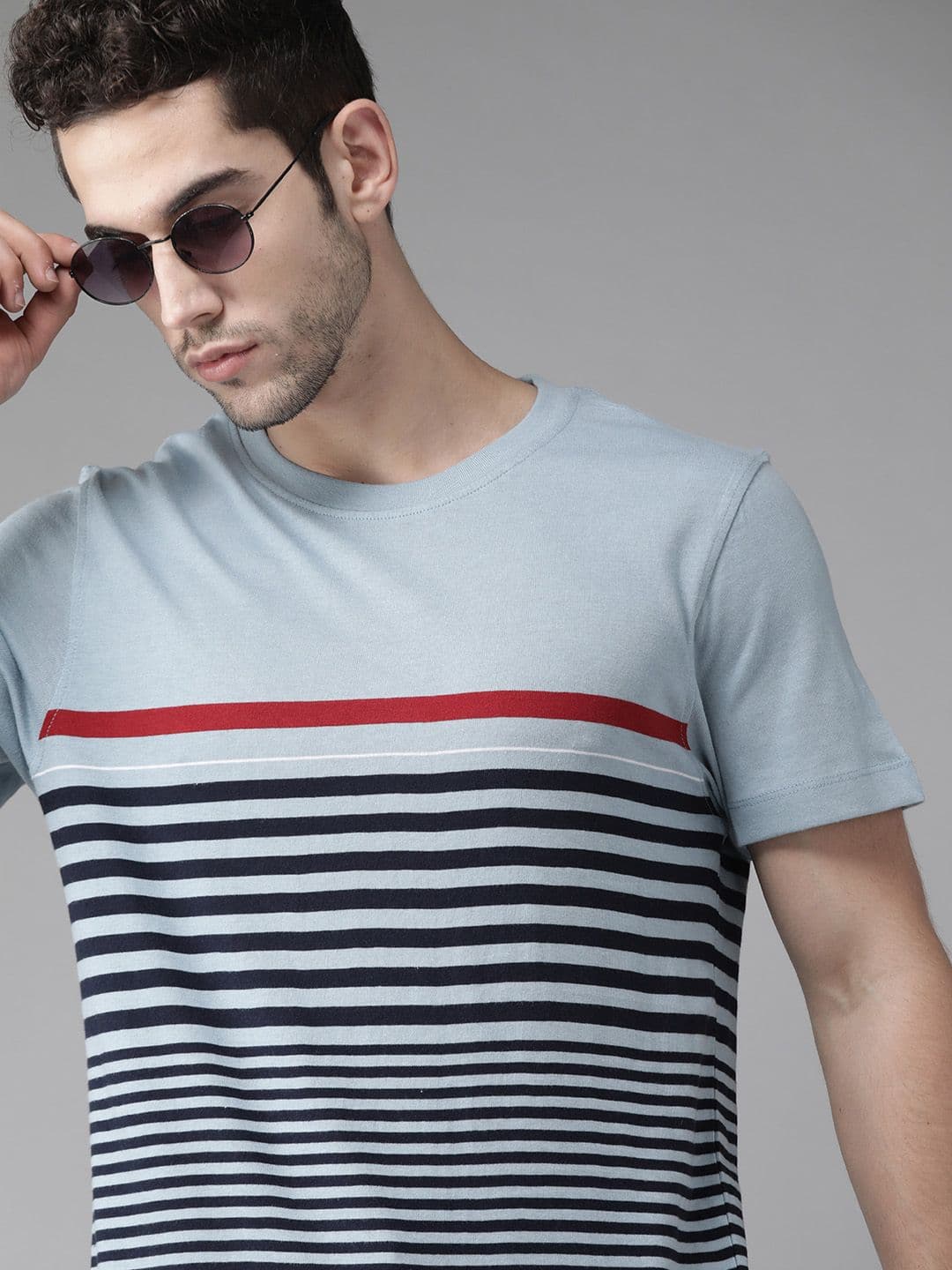 Roadster Men Blue Pure Cotton Striped Round Neck T-shirt - view 1