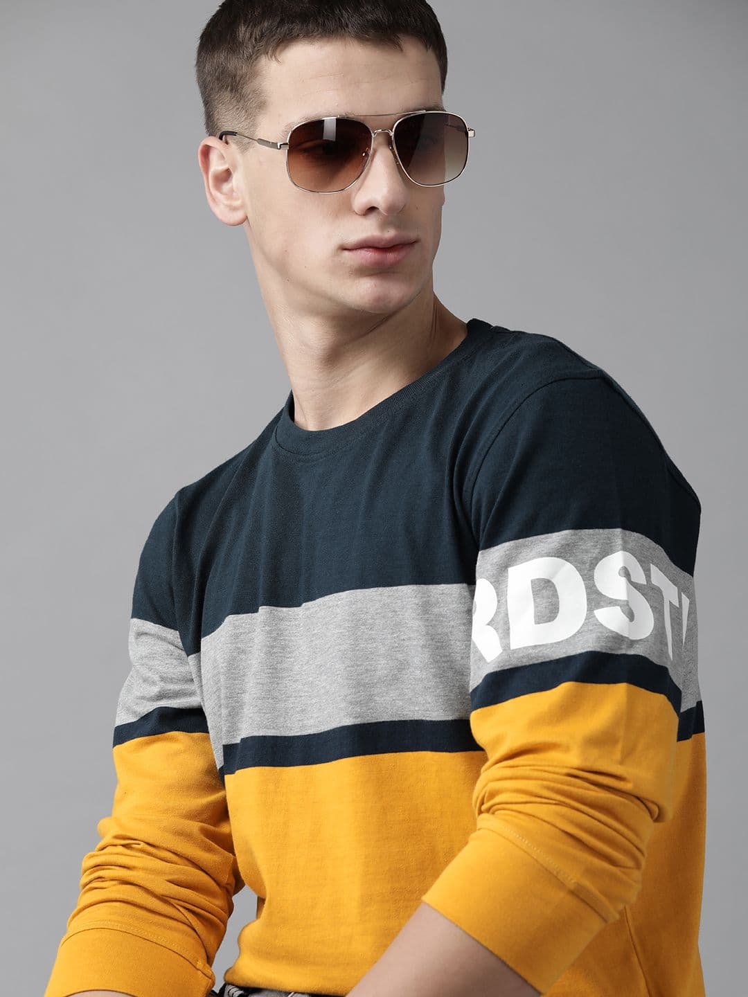 Roadster Men Mustard Yellow & Teal Green Colourblocked Pure Cotton Round Neck T-shirt - view 1