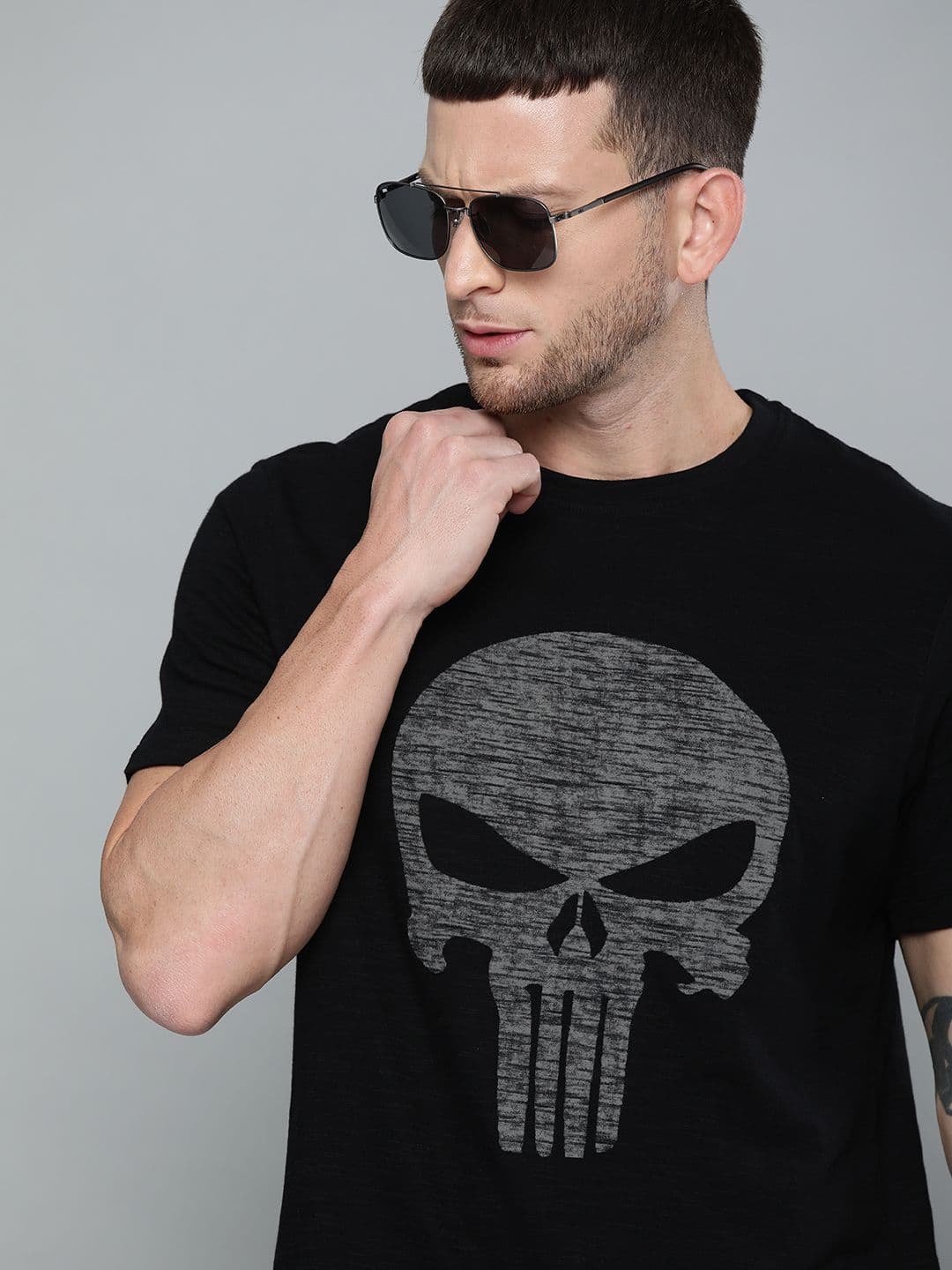 Kook N Keech Marvel Men Black Charcoal Grey Cotton The Punisher Print Round Neck Pure Cotton Relaxed T-shirt - view 1