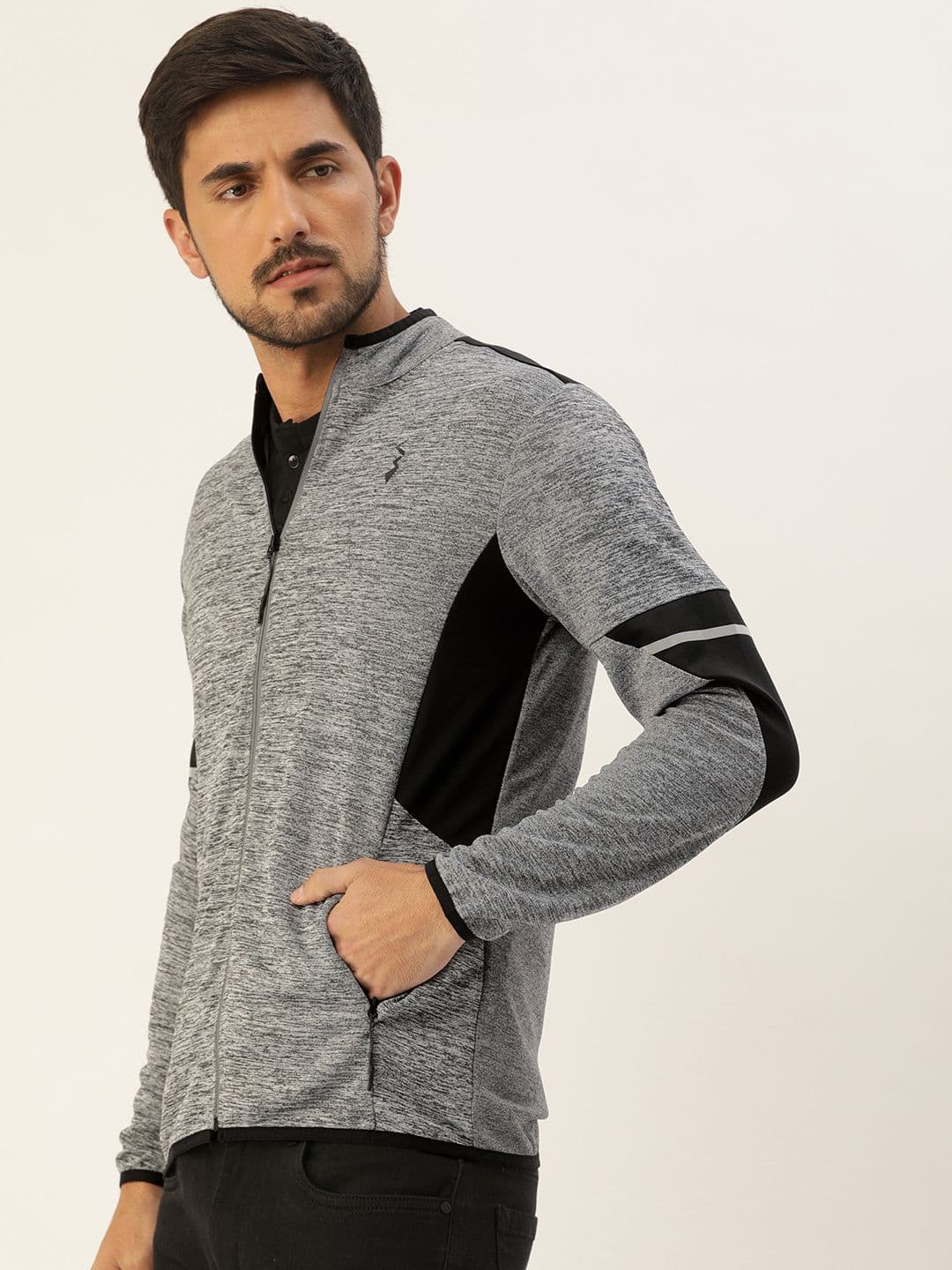 CAHOOT Men Grey Solid Sporty Jacket - view 1