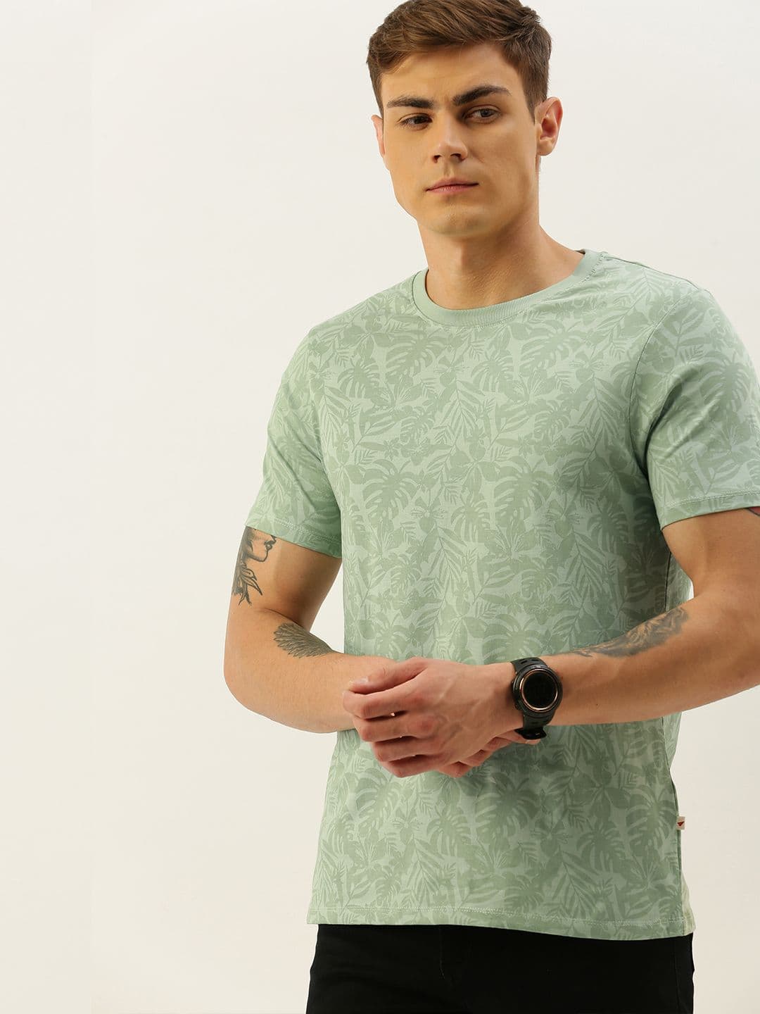 INVICTUS Men Olive Green Printed Round Neck Pure Cotton T-shirt - view 1