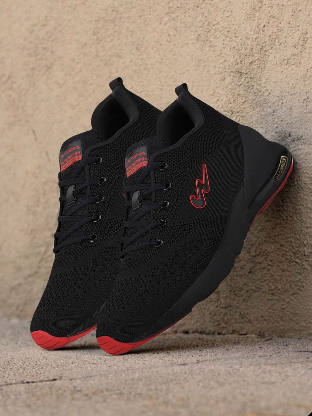 Campus NORTH PLUS Men Lace-Up Running Shoes - view 1