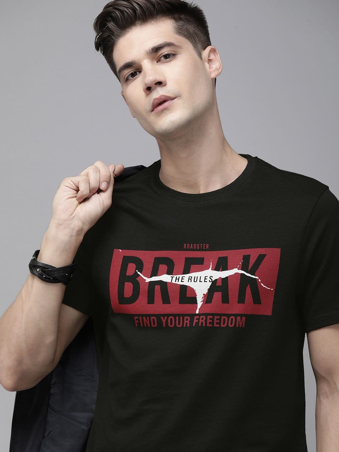 The Roadster Lifestyle Co Men Black Typography Printed Pure Cotton T-shirt - view 1