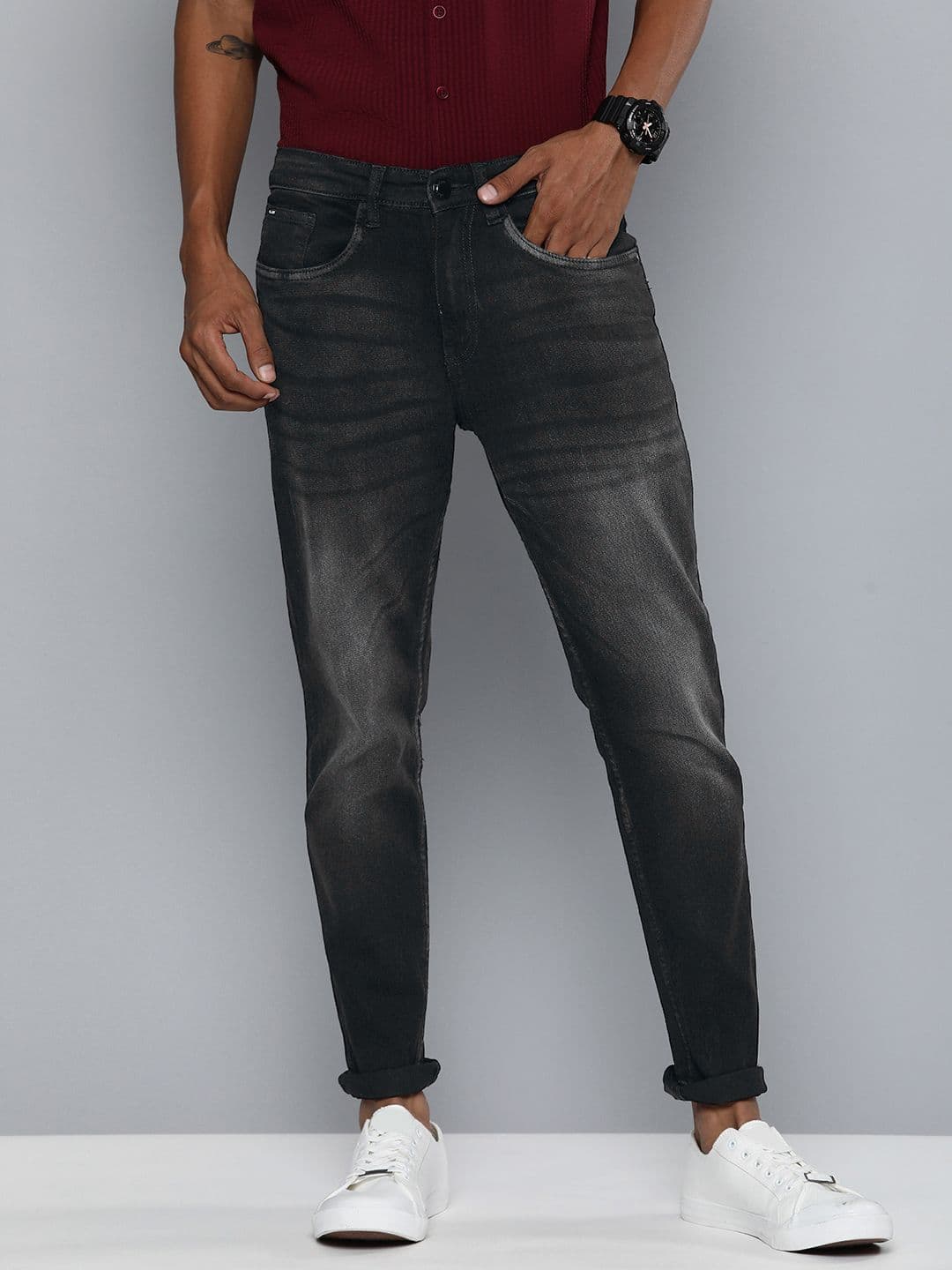 HIGHLANDER Men Tapered Fit Heavy Fade Stretchable Jeans - view 1
