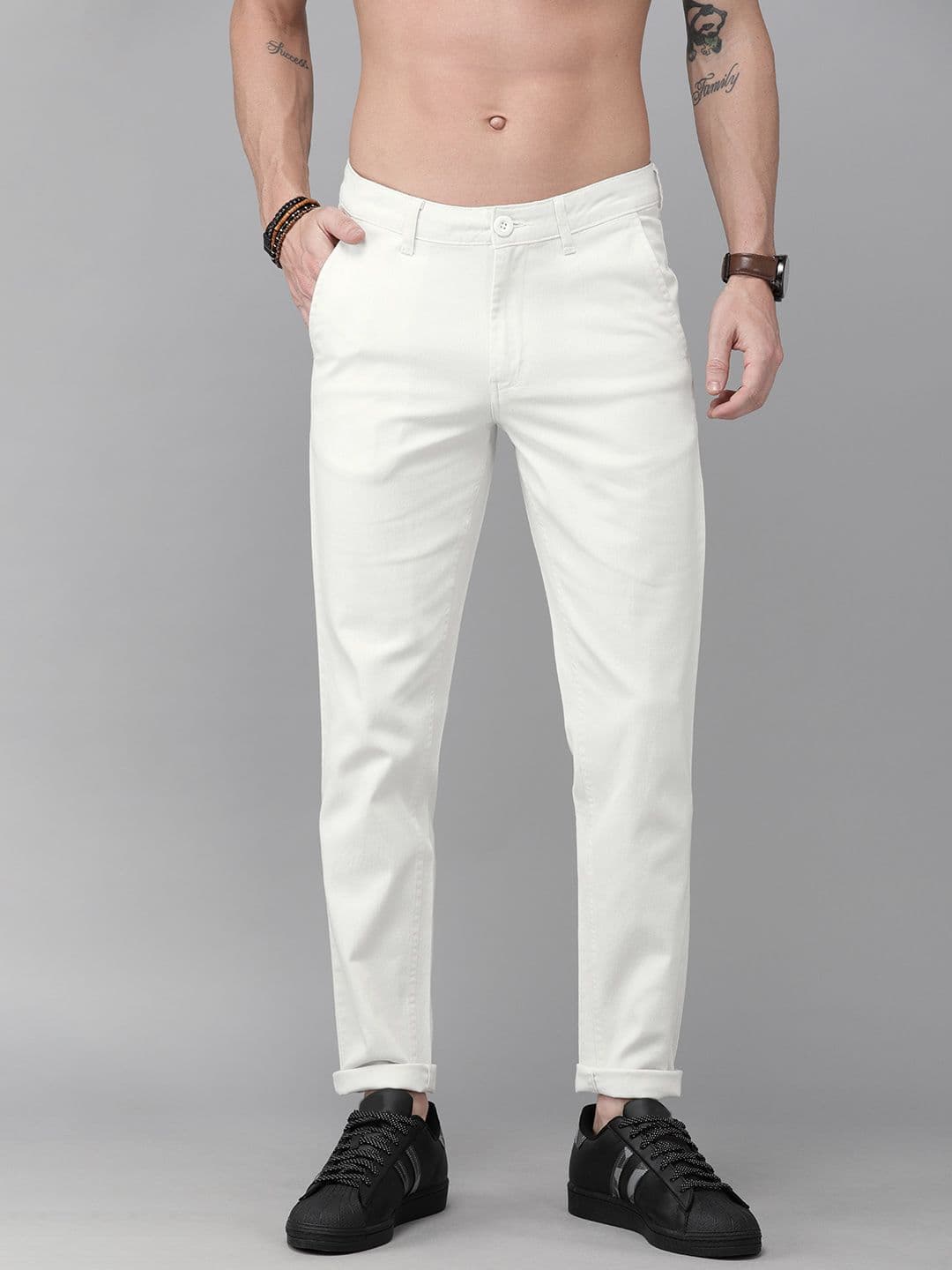 Roadster Men White Regular Fit Solid Regular Trousers - view 1