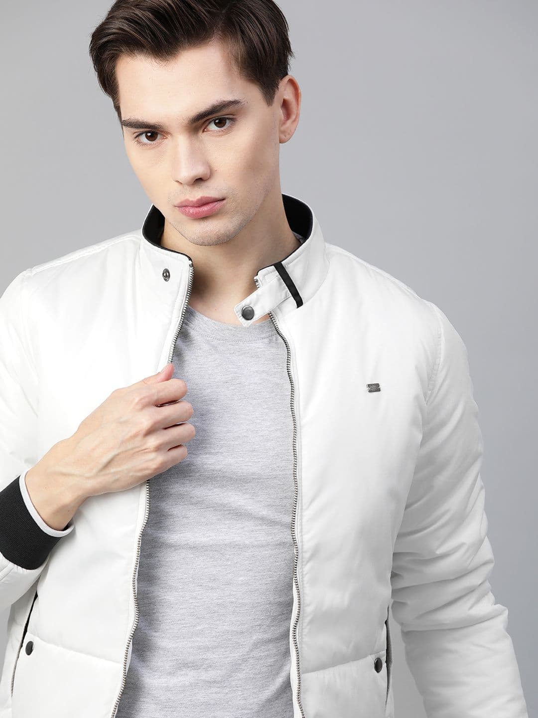 Roadster Men White Solid Padded Jacket - view 1
