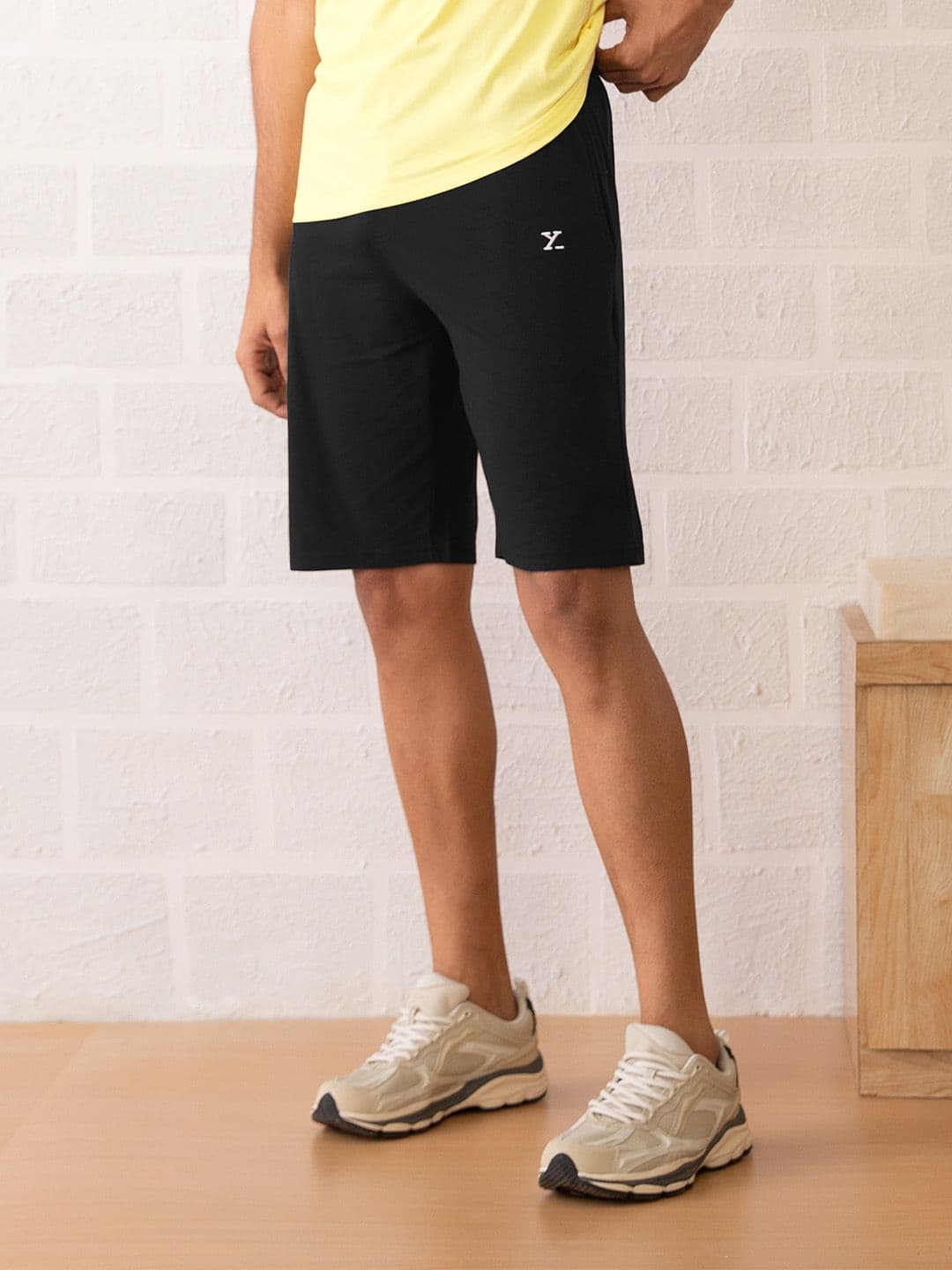 XYXX Men IntelliSmooth Solid Cotton Pace Shorts - view 1