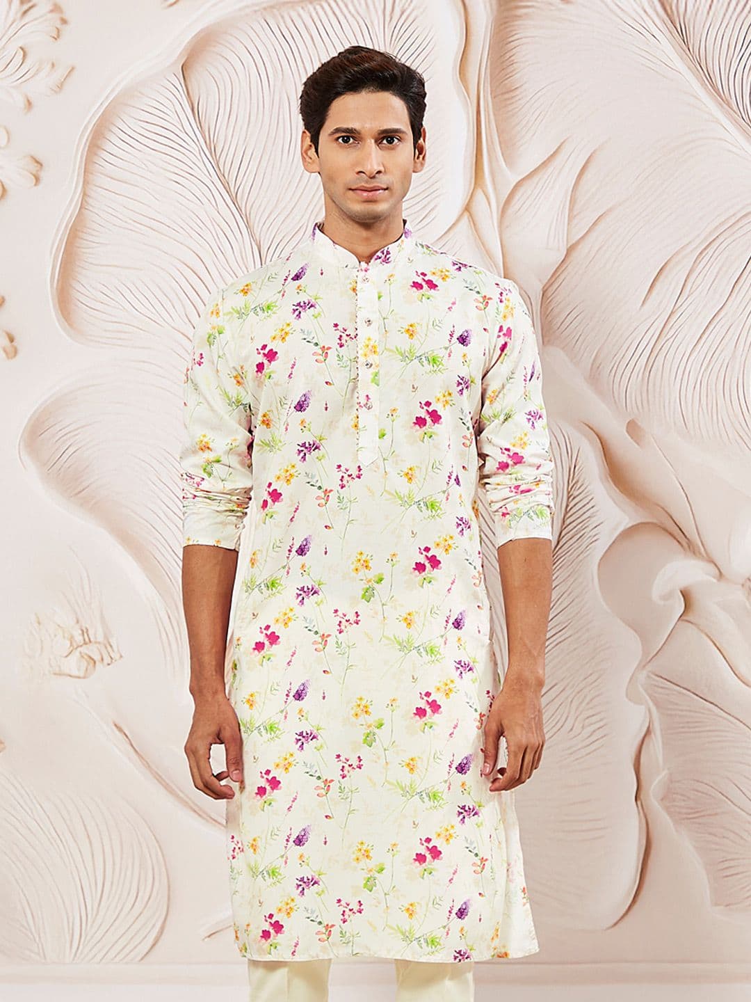 VASTRAMAY Men Cream Floral Printed Kurta - view 1