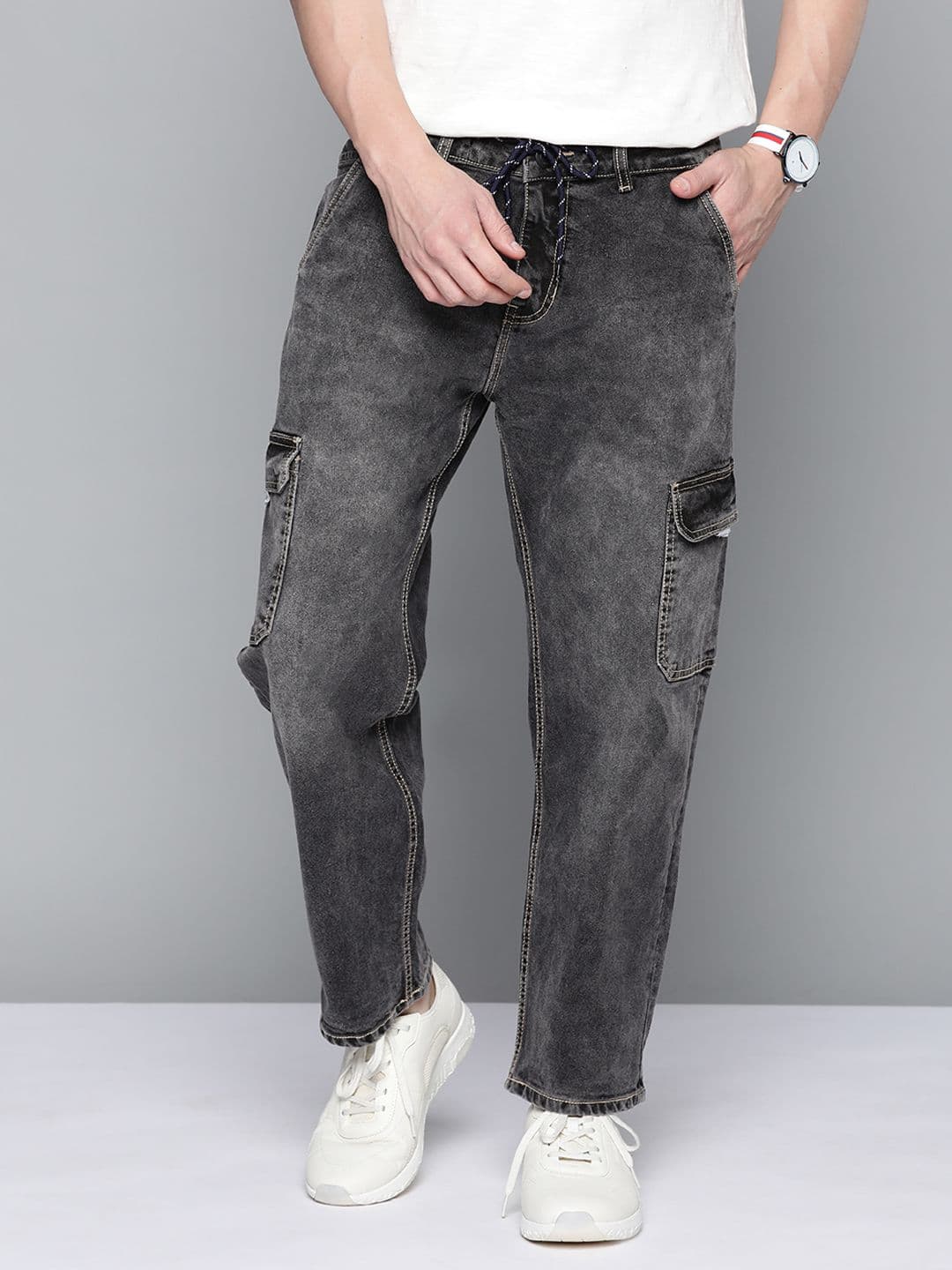 Mast & Harbour Men Charcoal Grey Straight Fit Light Fade Stretchable Jeans - view 1
