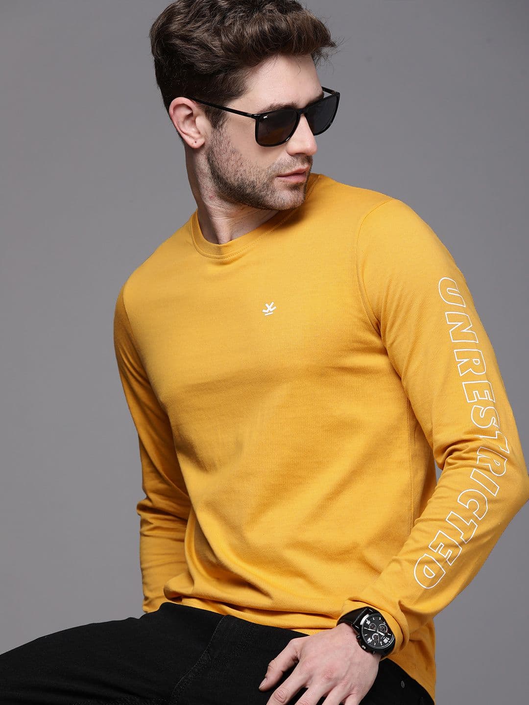 WROGN Men Yellow Solid Slim Fit T-shirt With Typography Detail - view 1