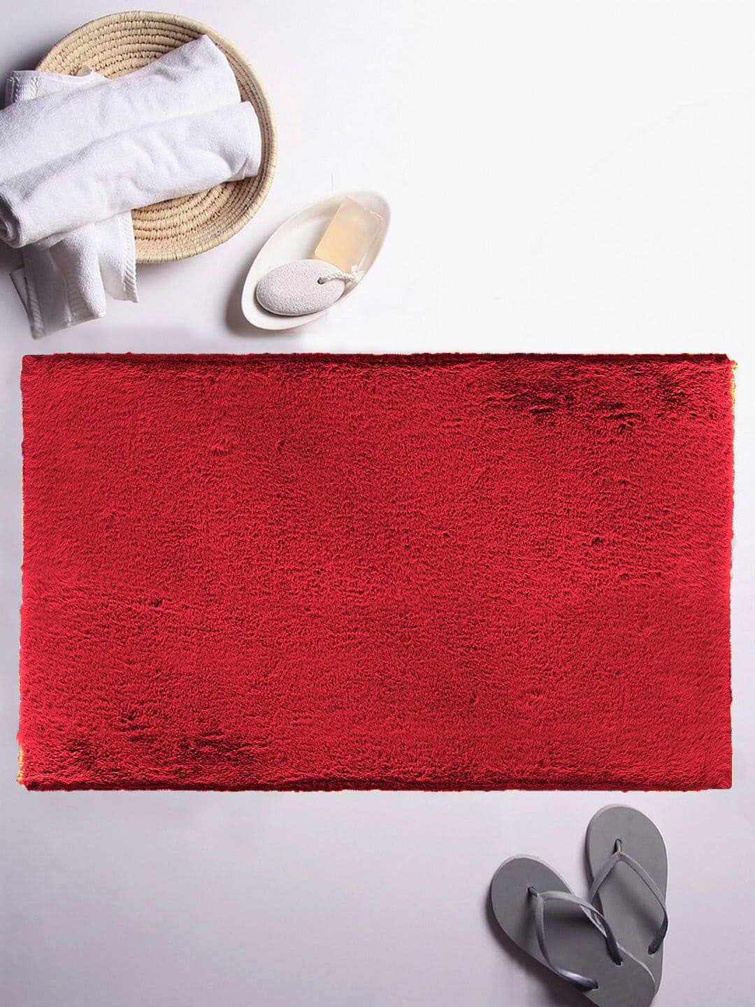 LUXEHOME INTERNATIONAL Maroon Solid 1600 GSM Bath Rug - view 1