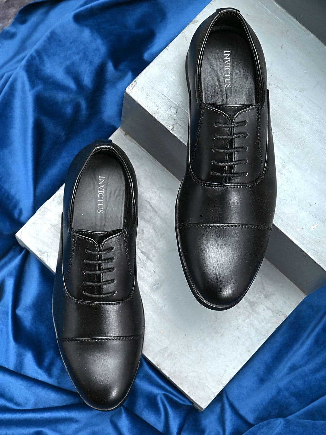 INVICTUS Men Black Solid Formal Oxford Shoes - view 1