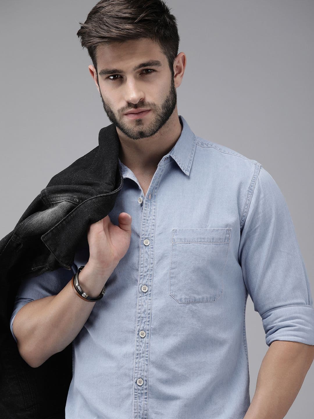 The Roadster Lifestyle Co Men Light Blue Solid Regular Fit Chambray Casual Shirt - view 1