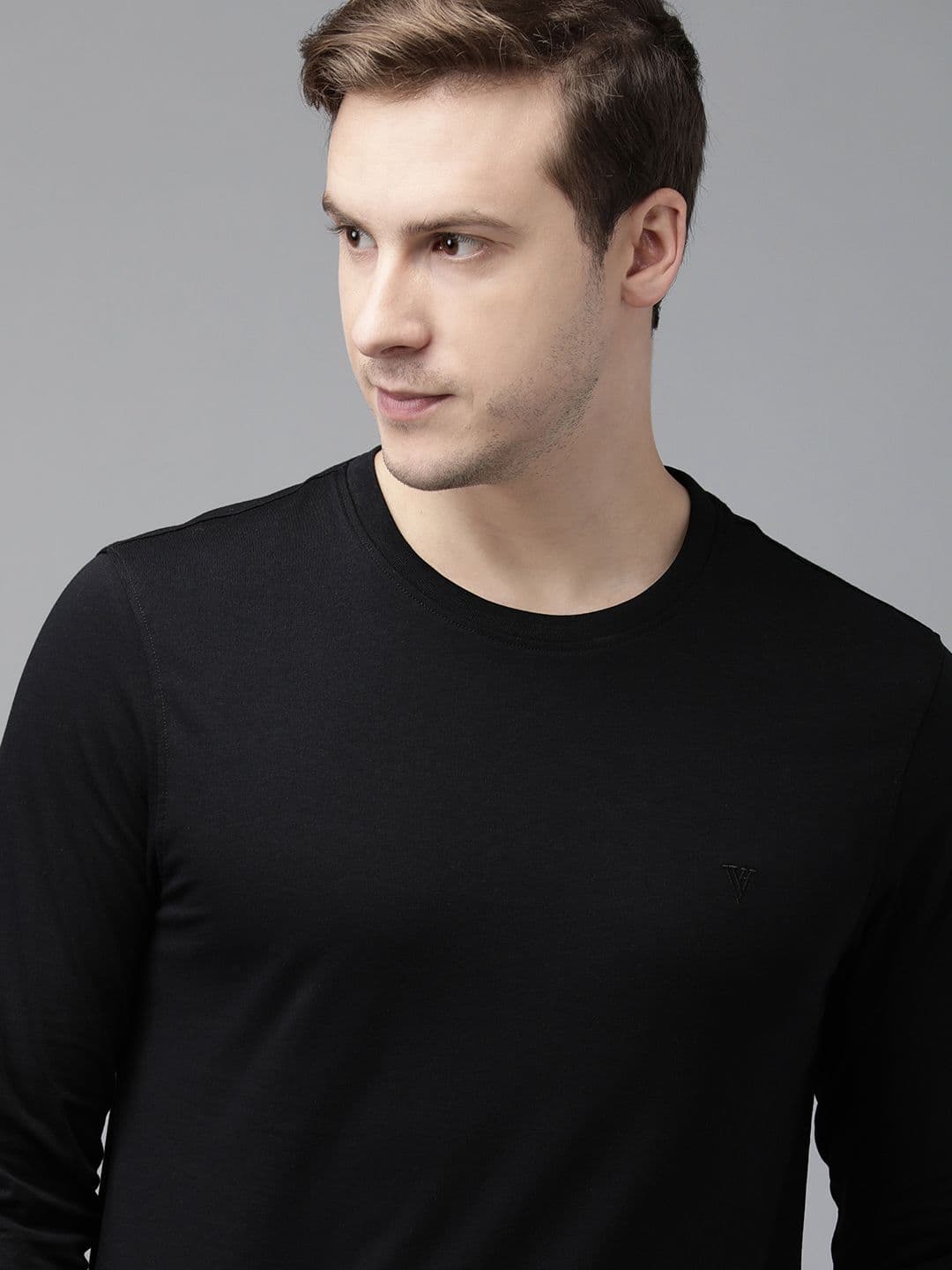 Van Heusen Innerwear Athleisure Men Solid Antibacterial Smart Tech T-Shirt - view 1