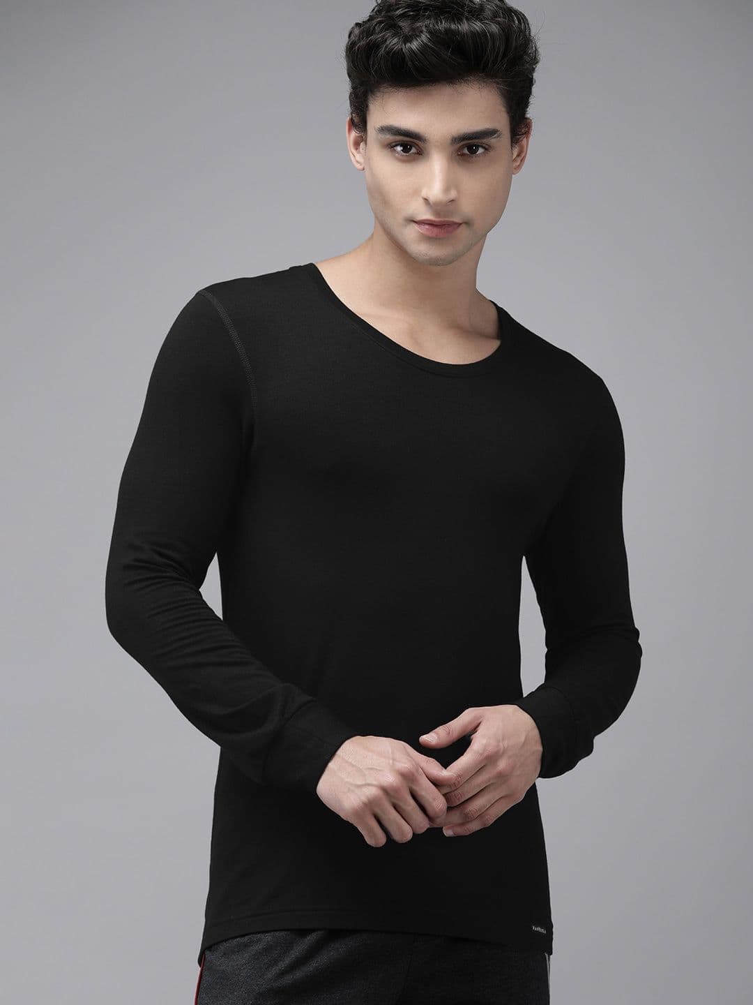 Van Heusen Innerwear Men Warmtech Low Neck Extra Warm Thermal Top - view 1