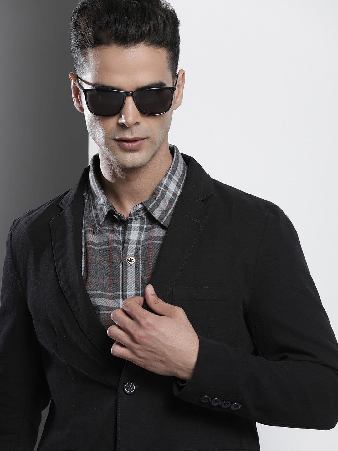 The Indian Garage Co Men Solid Single-Breasted SlimFit Cotton Blazer - view 1
