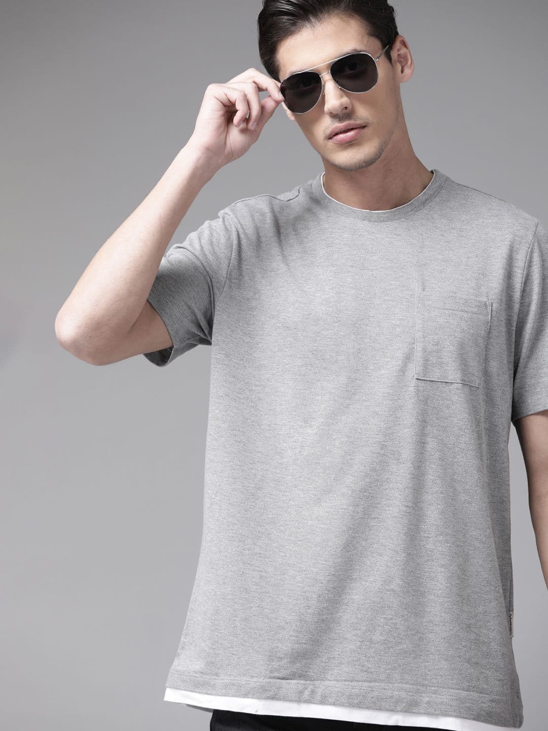 The Roadster Lifestyle Co Men Grey Melange Solid T-shirt - view 1