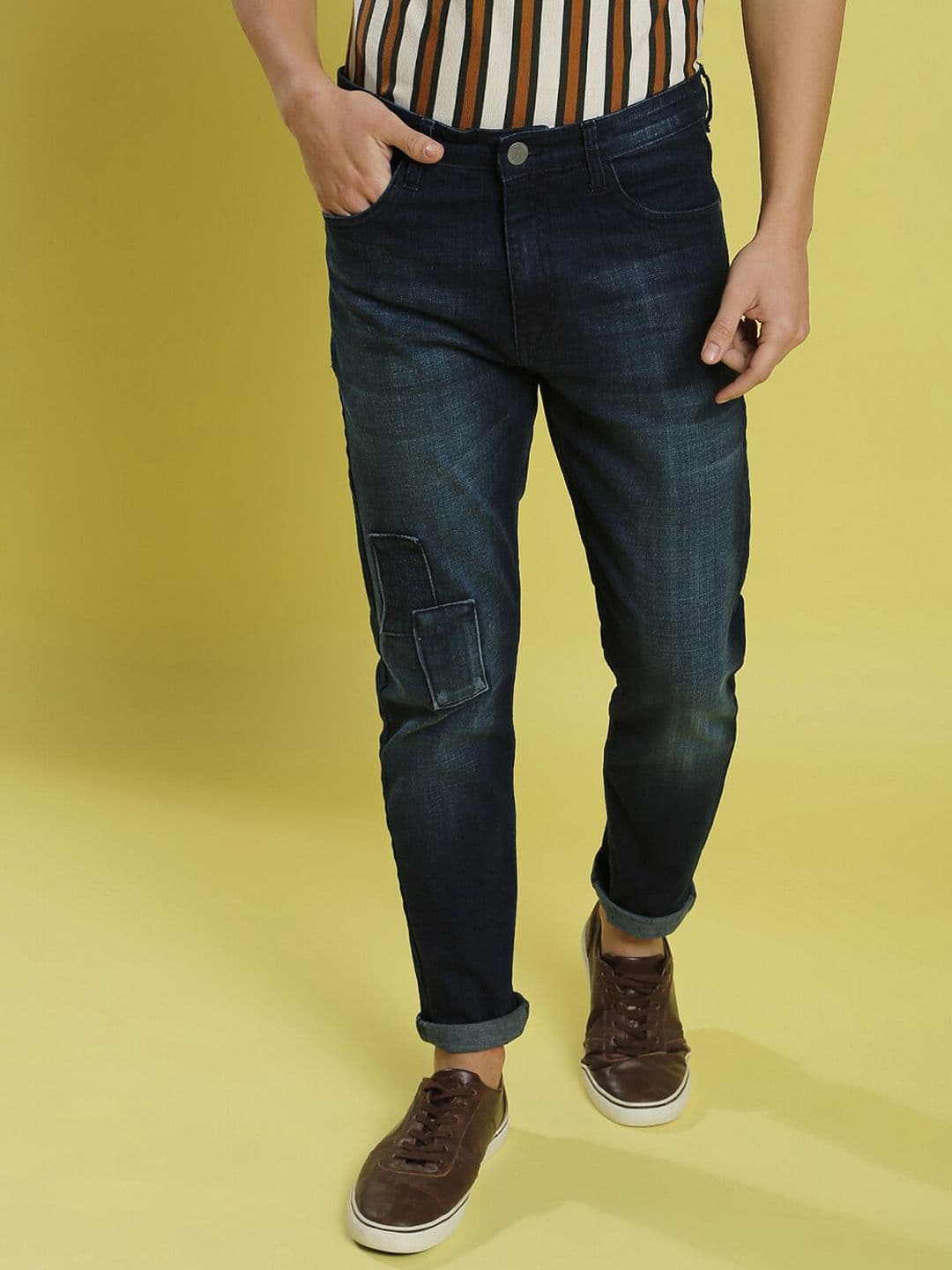 CAHOOT Men Blue Super Low Distress Light Fade Stretchable Jeans - view 1