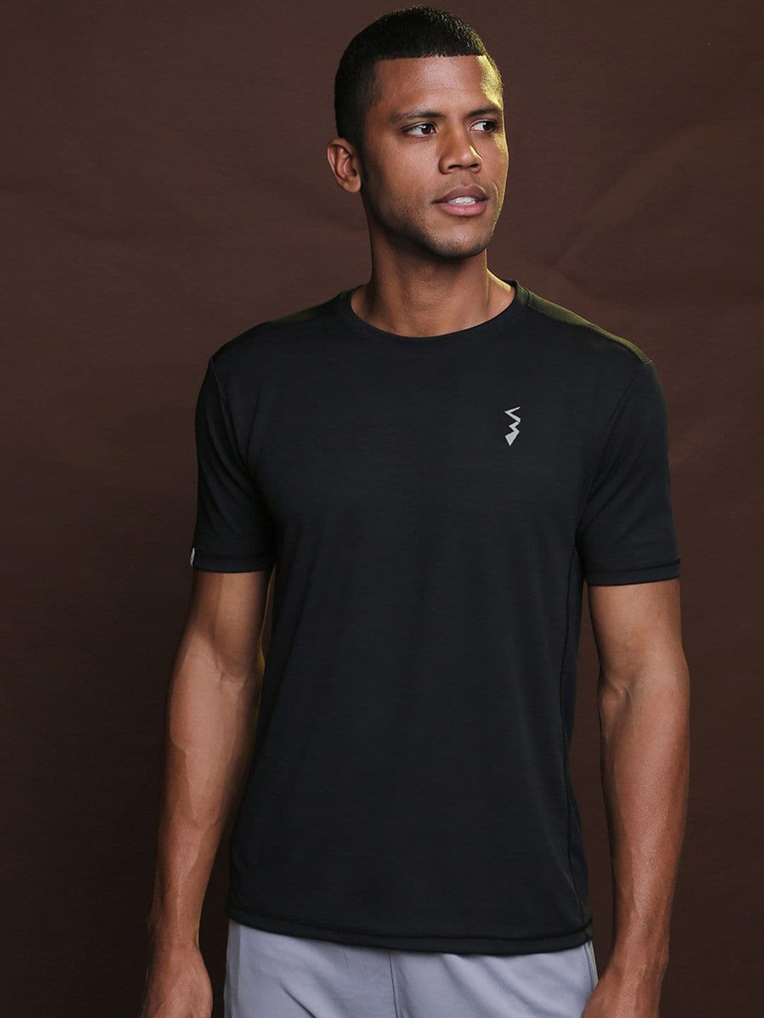 CAHOOT Men Black Dri-FIT Solid Running T-shirt - view 1