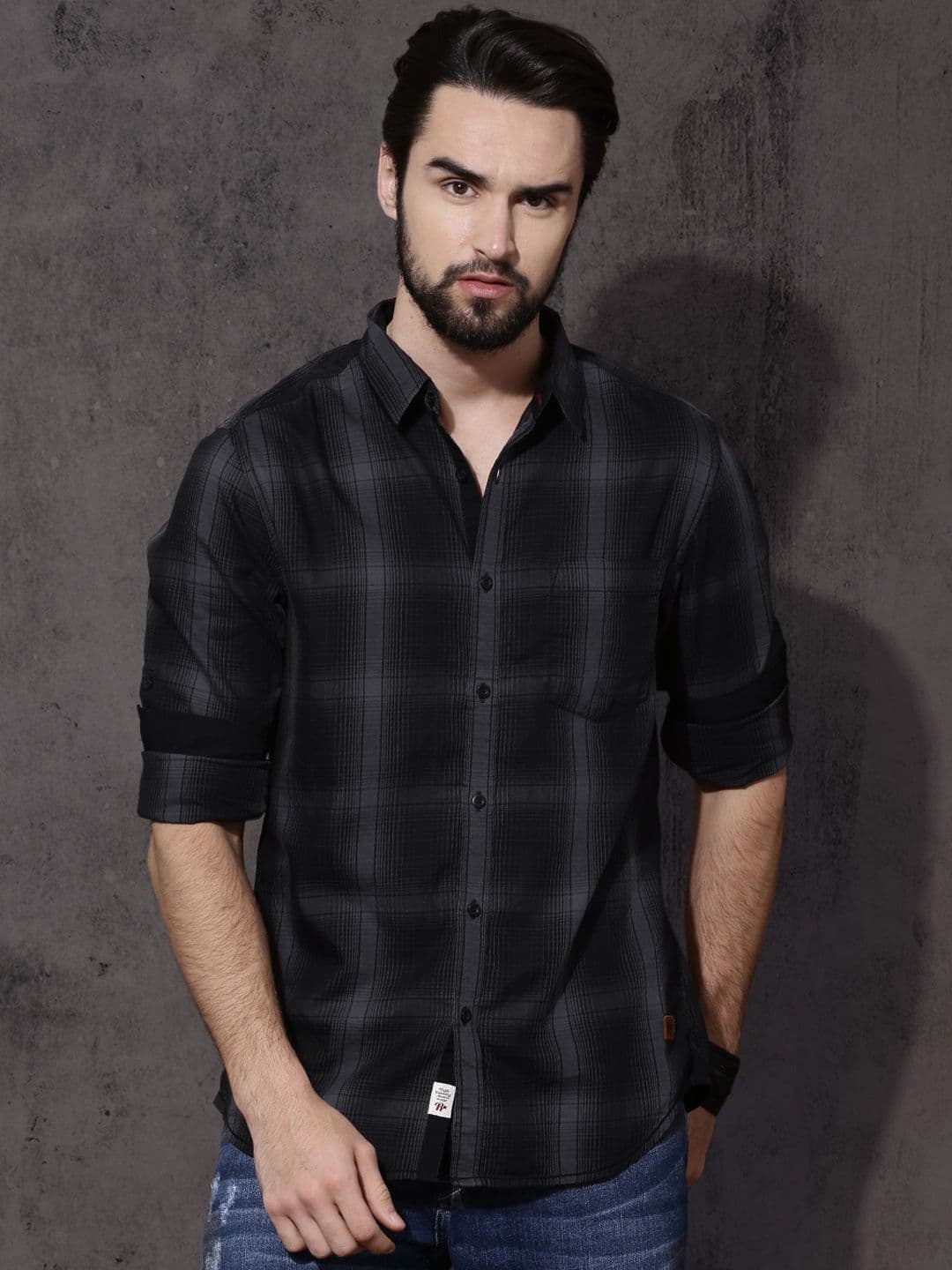 Roadster Men Black & Grey Shadow Check Casual Shirt - view 1