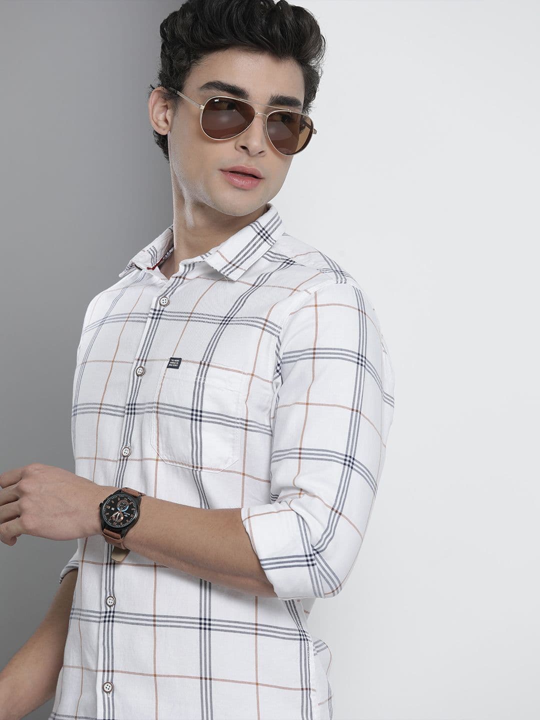 The Indian Garage Co Men White Checked Casual Shirt - view 1
