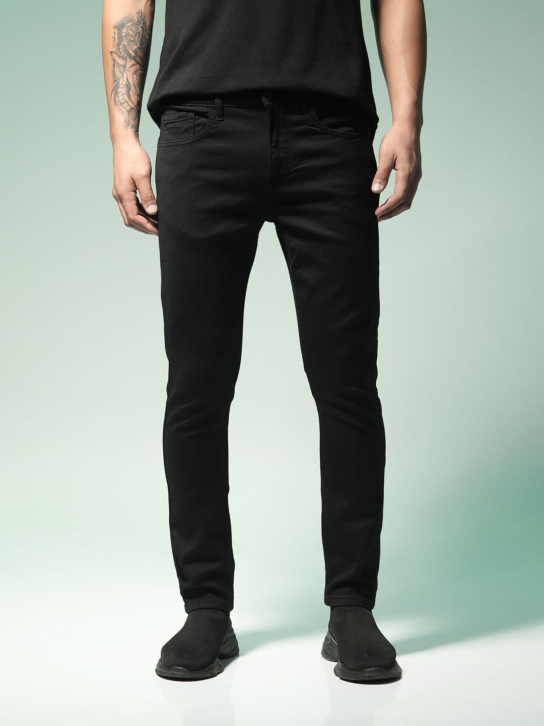 Flying Machine Men Black Michael Slim Tapered Fit Mid-Rise Clean Look Stretchable Jeans - view 1