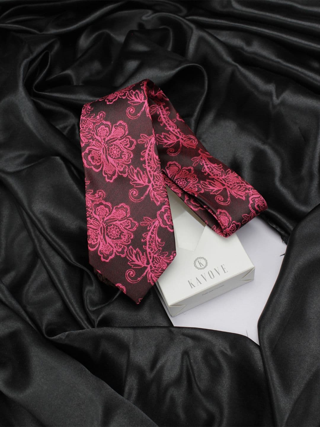Kavove Men Maroon & Pink Woven Design Broad Tie - view 1