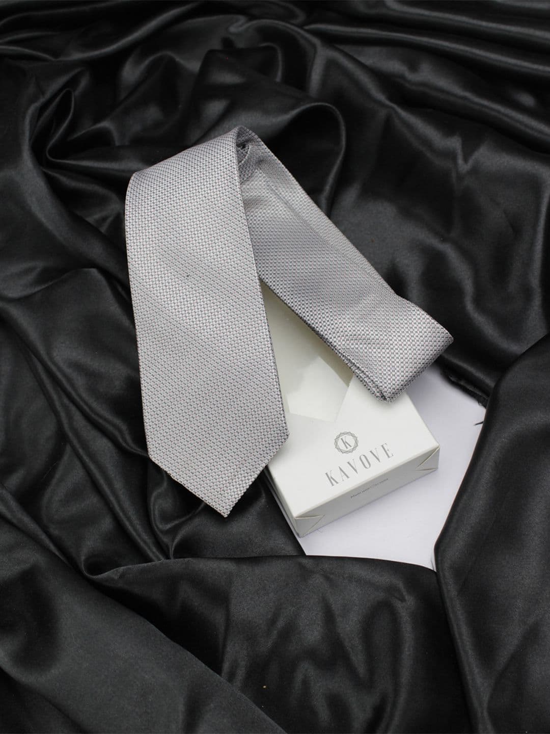 Kavove Men Grey Woven Design Broad Tie - view 1