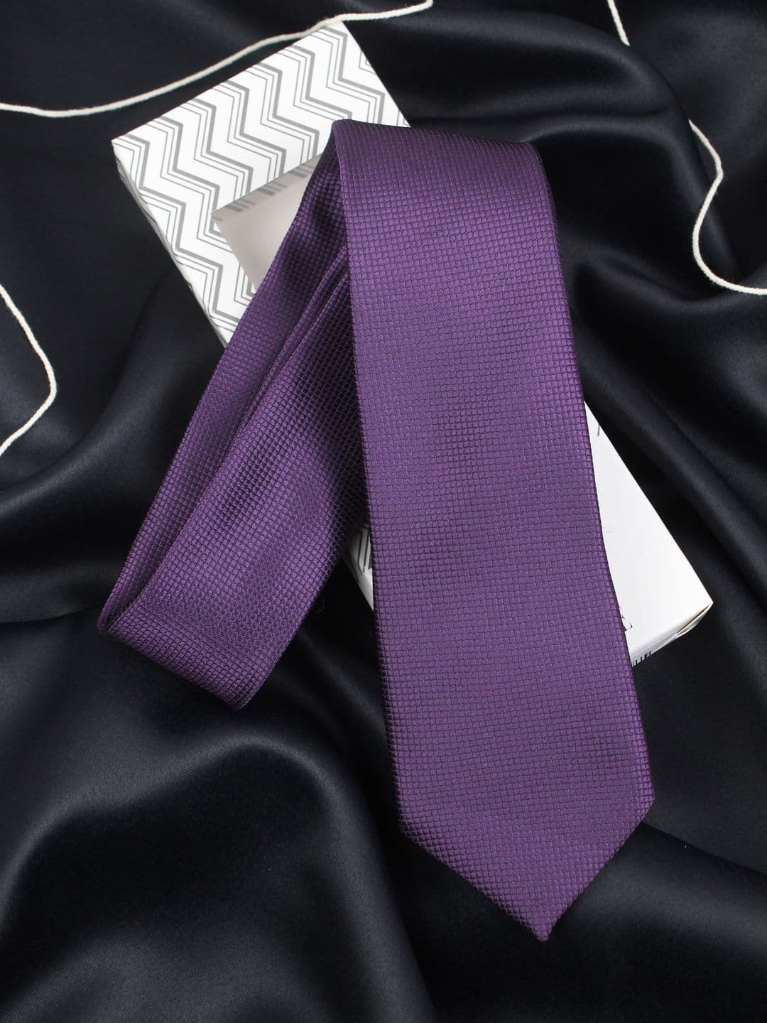 Kavove Men Purple Woven Design Broad Tie - view 1