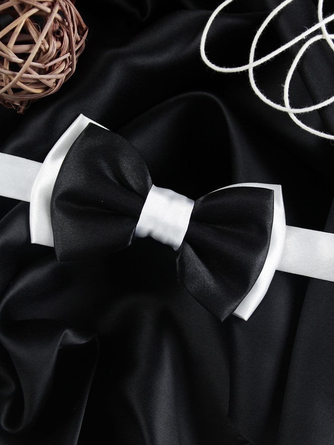 PELUCHE Men Black & White Bow Tie - view 1