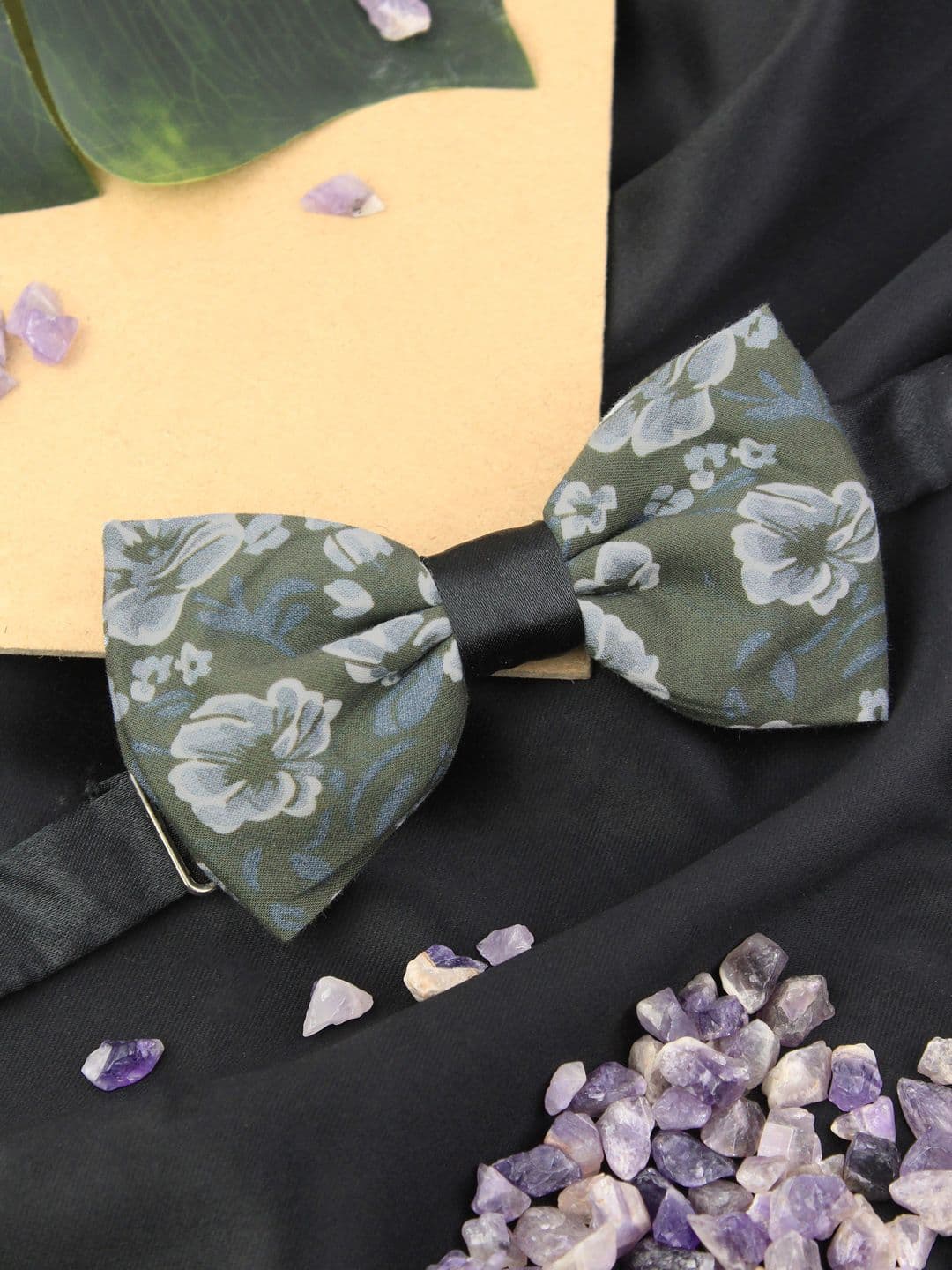 PELUCHE Men Olive Green Printed Cotton Bow Tie - view 1