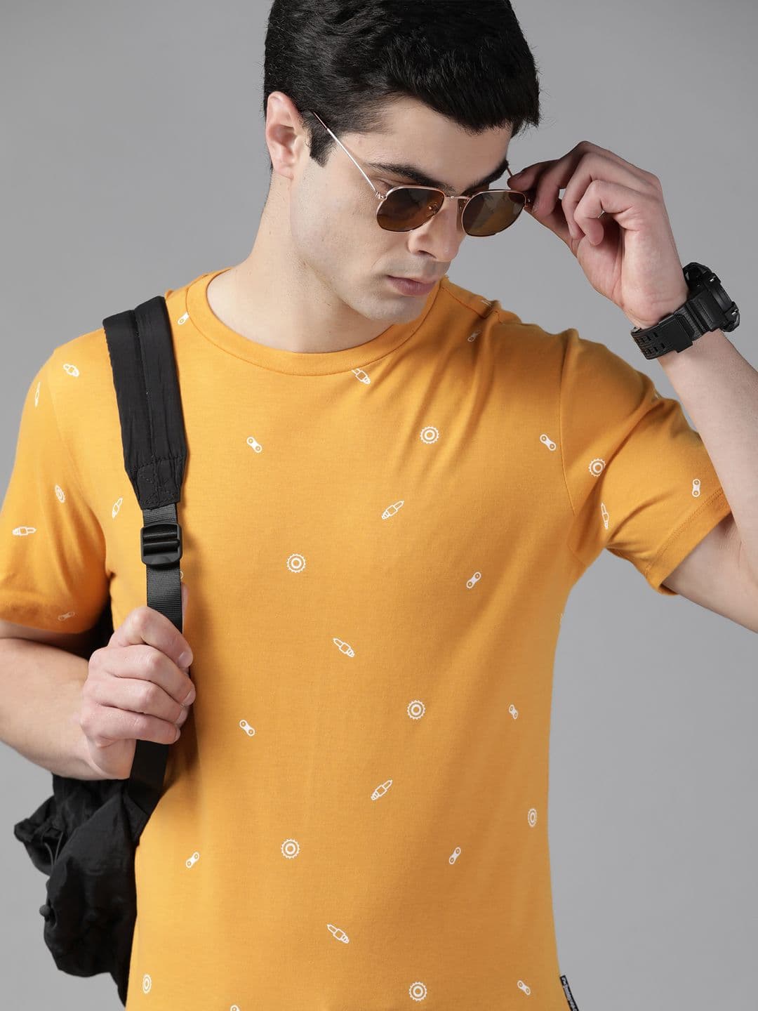 The Roadster Lifestyle Co Men Yellow & White Printed Pure Cotton T-shirt - view 1