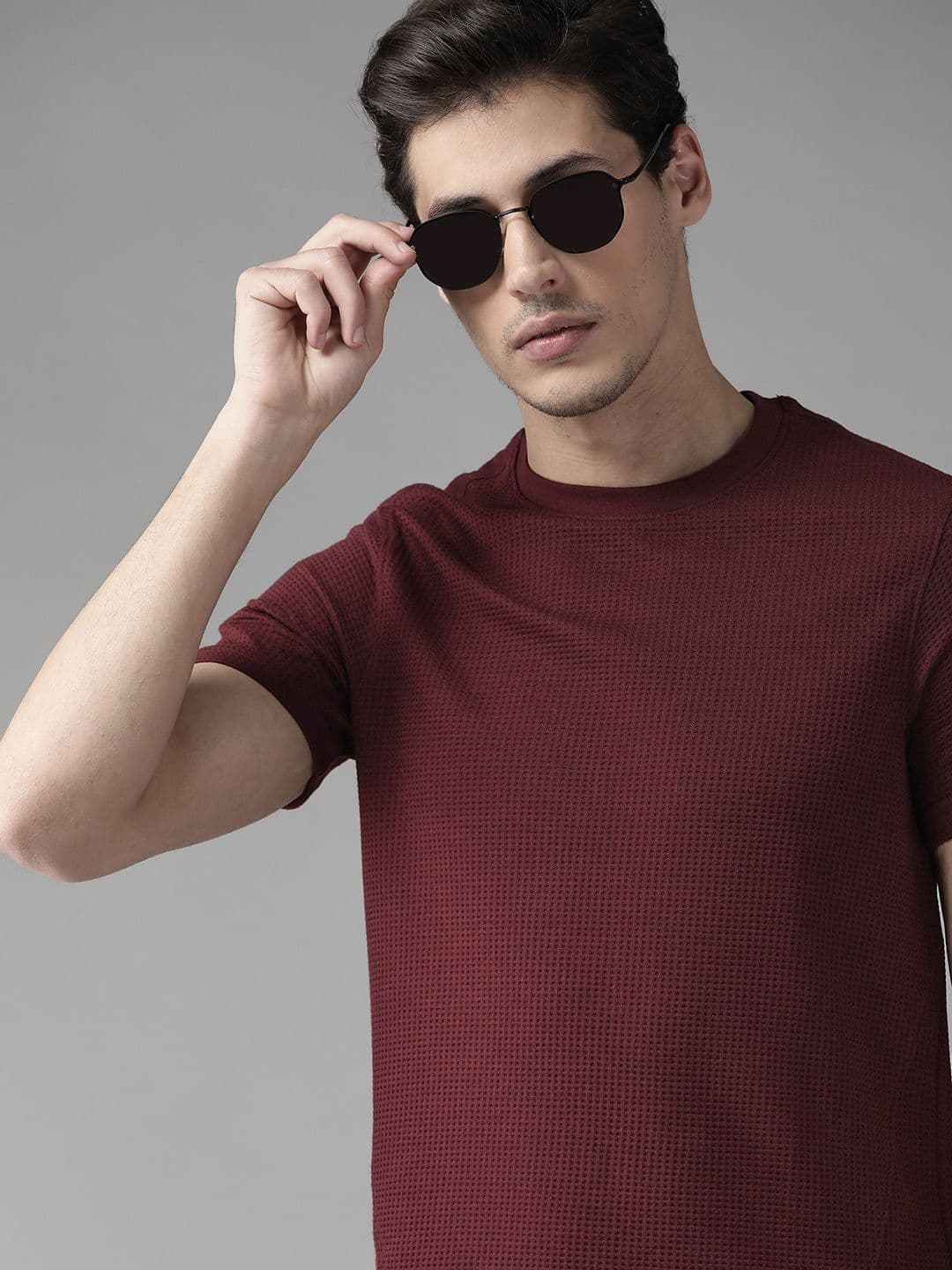 The Roadster Lifestyle Co Men Burgundy Waffle Texture T-shirt - view 1