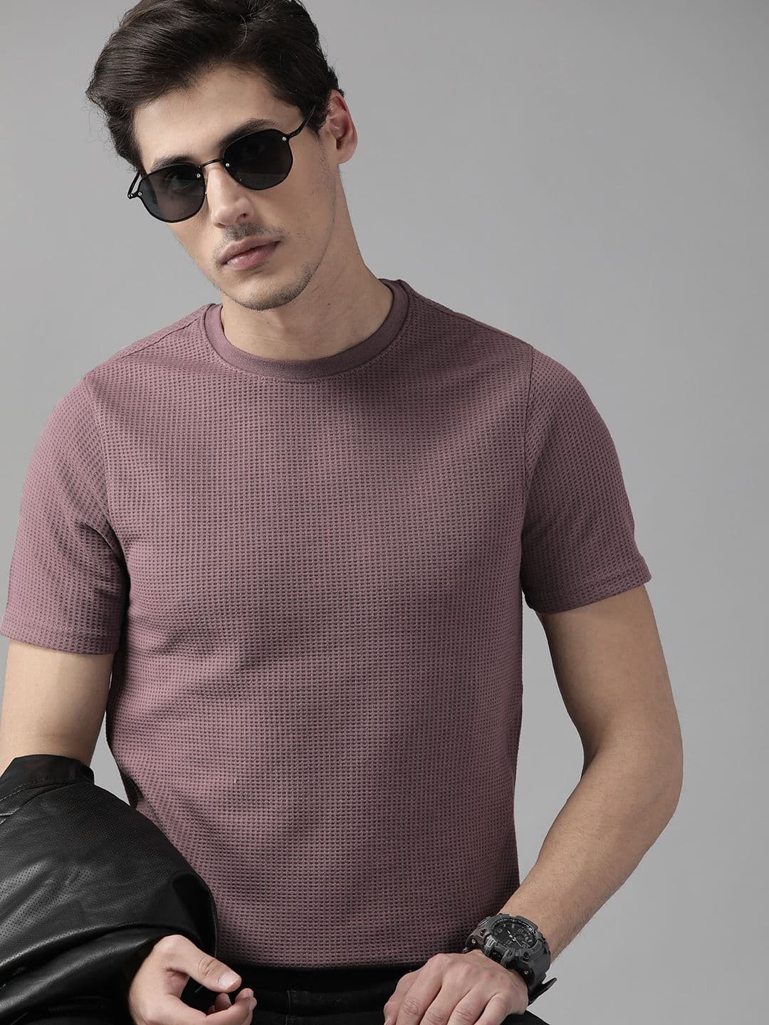The Roadster Lifestyle Co Men Mauve Waffle Texture T-shirt - view 1