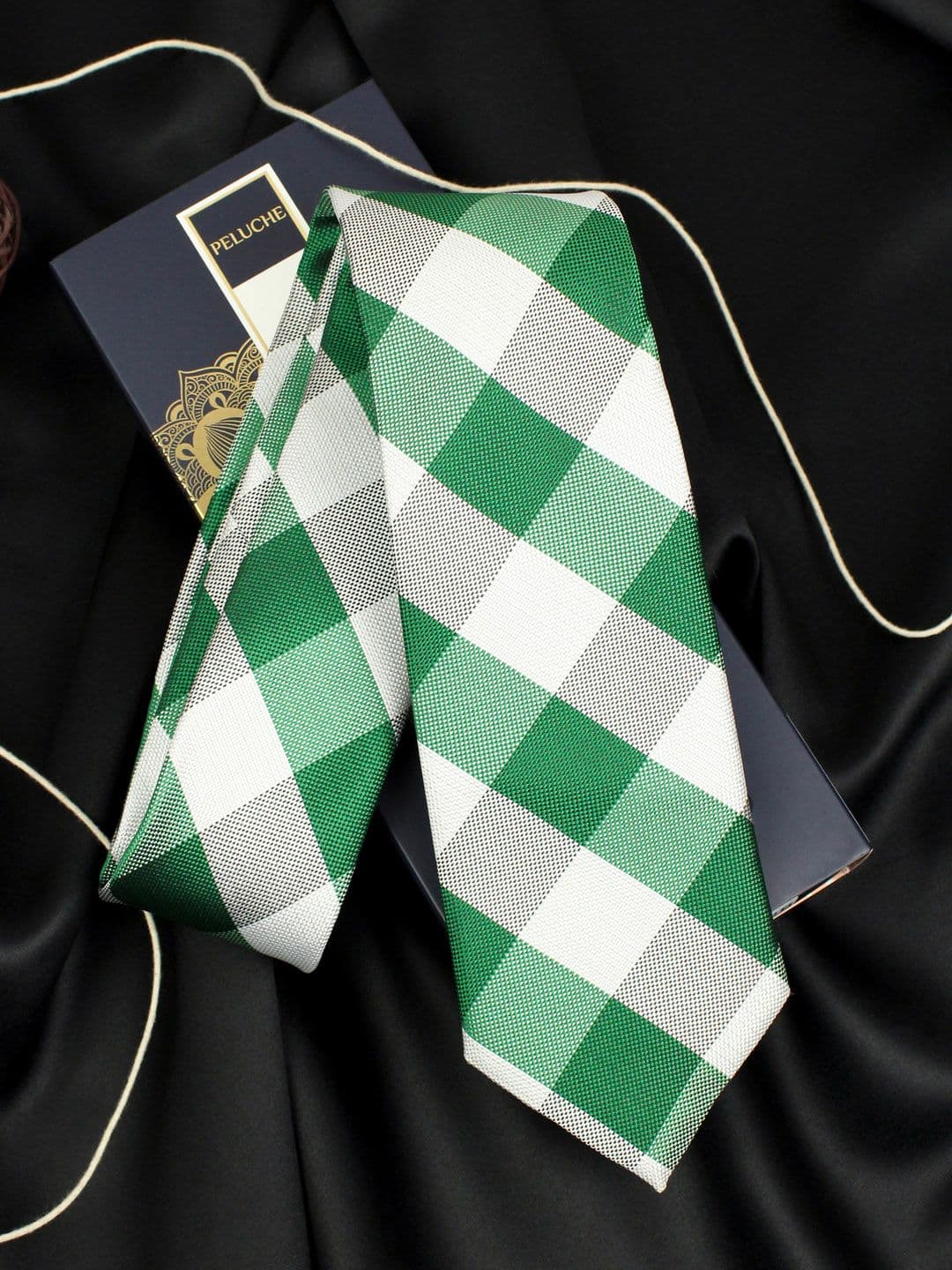 PELUCHE Men Green & White Checked Broad Tie - view 1