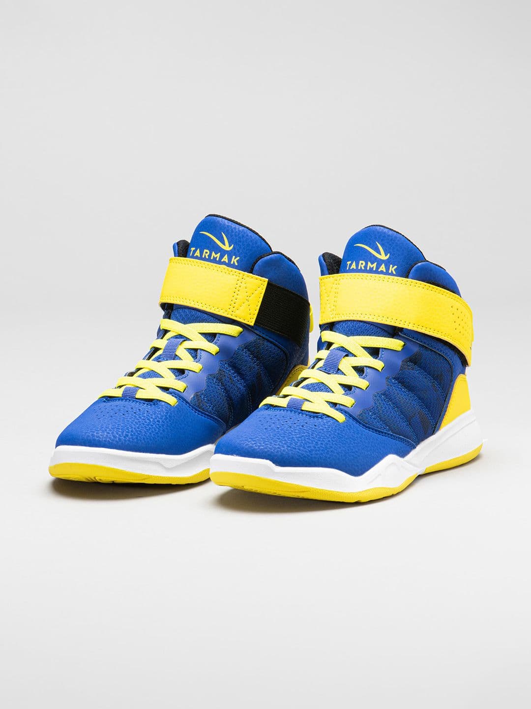 Decathlon Tarmak - Kids Blue SE100 Cushioned Basketball Shoes - view 1