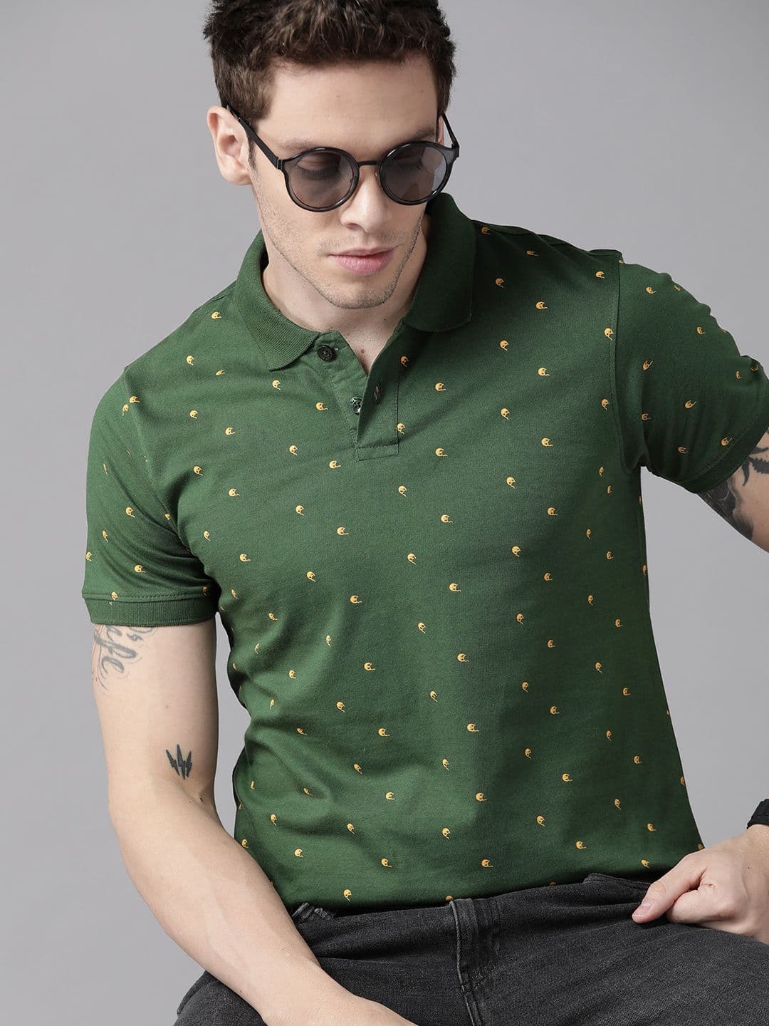 Roadster Men Olive Green & Yellow Printed Polo Collar Cotton T-shirt - view 1