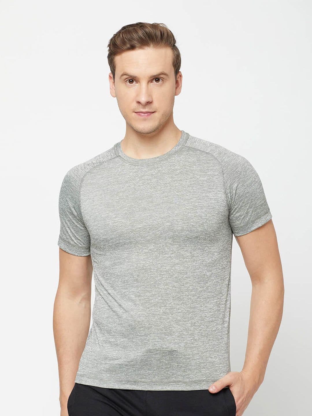 SPORTO Men Grey Solid Raglan sleeves T-shirt - view 1