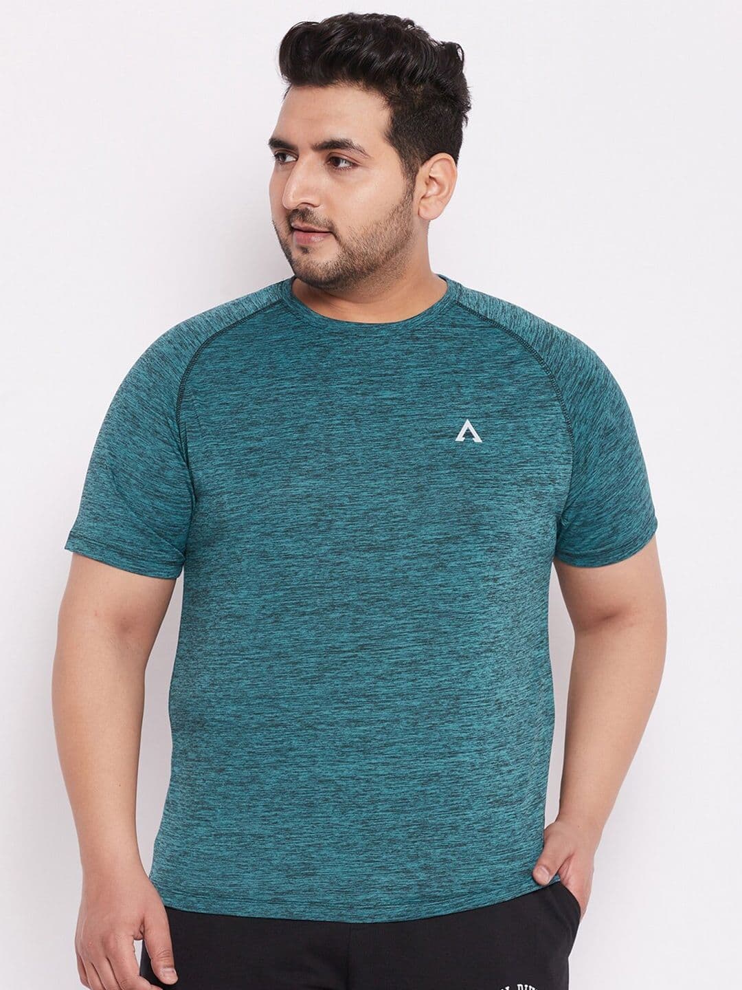 AUSTIVO Men Blue Solid Round Neck Running T-shirt - view 1