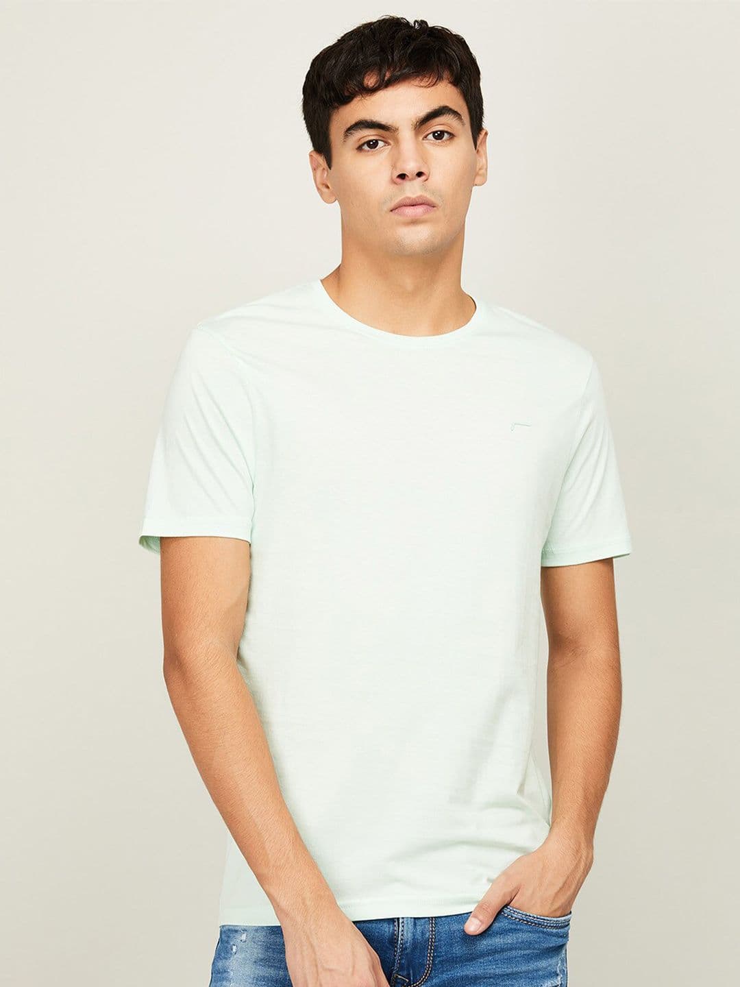 Fame Forever by Lifestyle Men Green Solid T-shirt - view 1