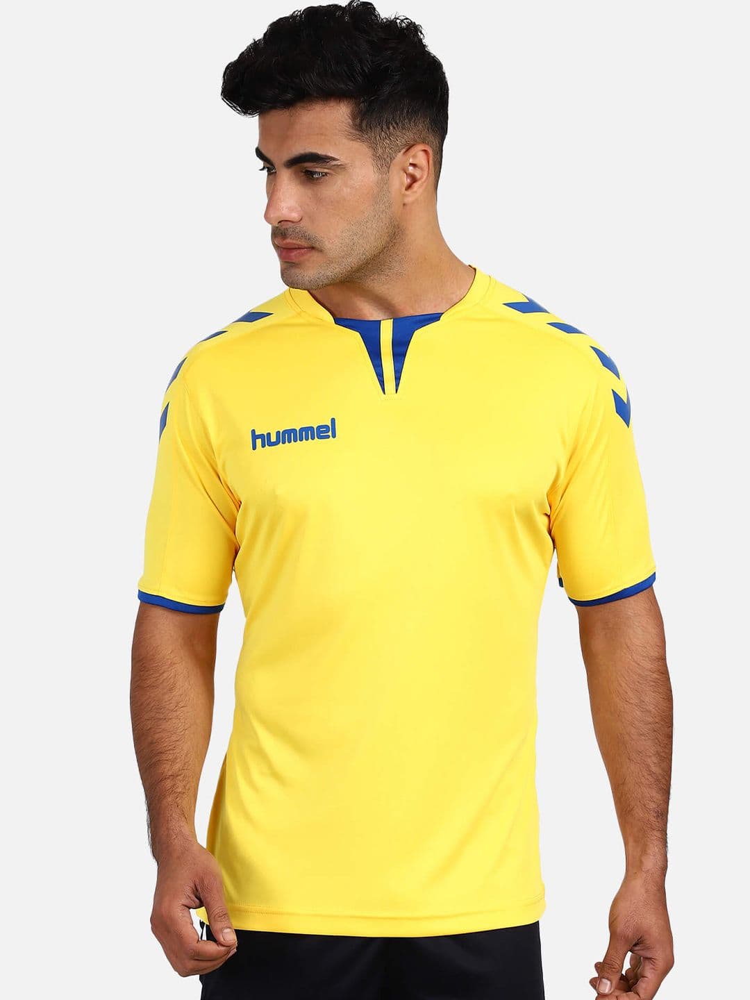 hummel Unisex Yellow Solid Slim Fit T-shirt - view 1
