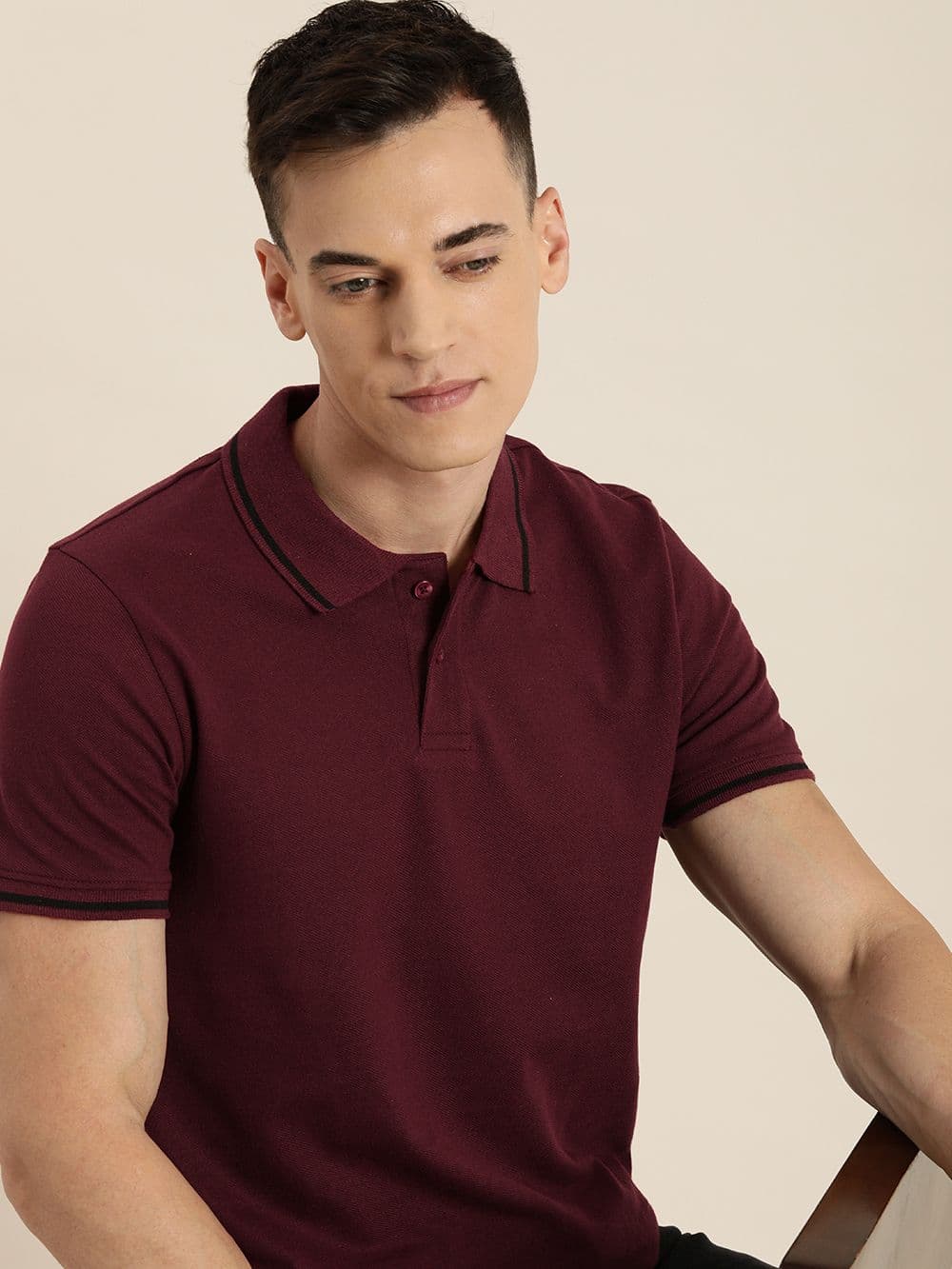 encore by INVICTUS Men Maroon Solid Polo Collar T-shirt - view 1