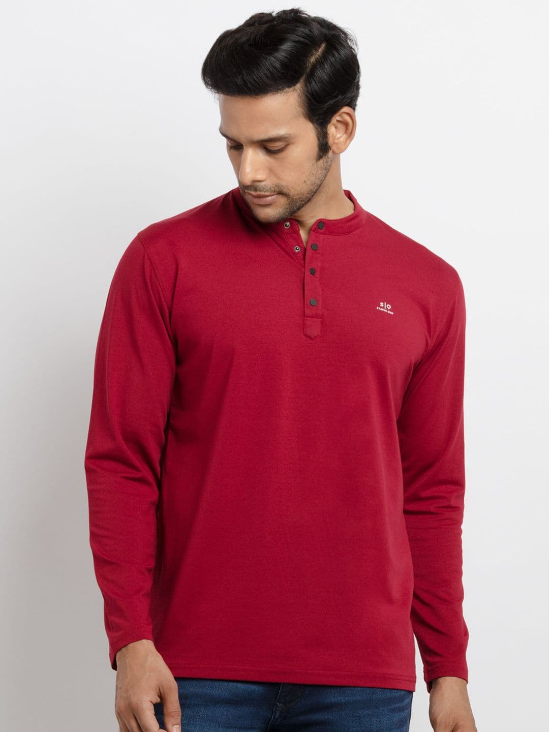 Status Quo Men Maroon Mandarin Collar T-shirt - view 1