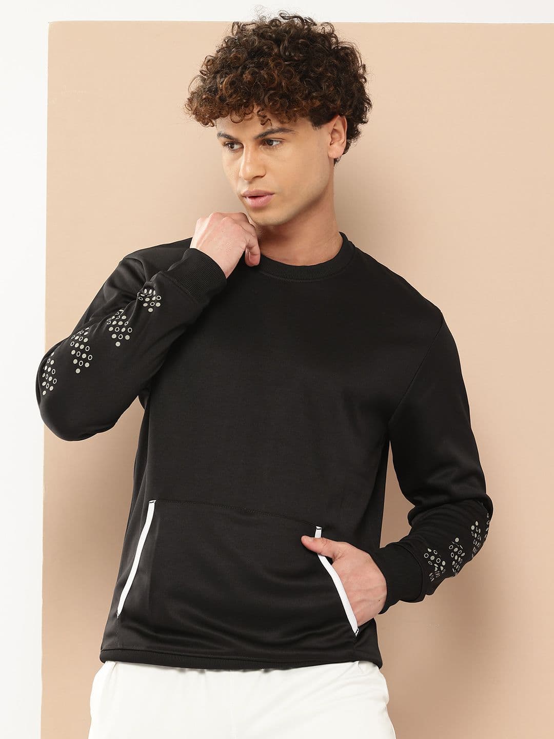 Alcis Men Black Solid Sweatshirt - view 1